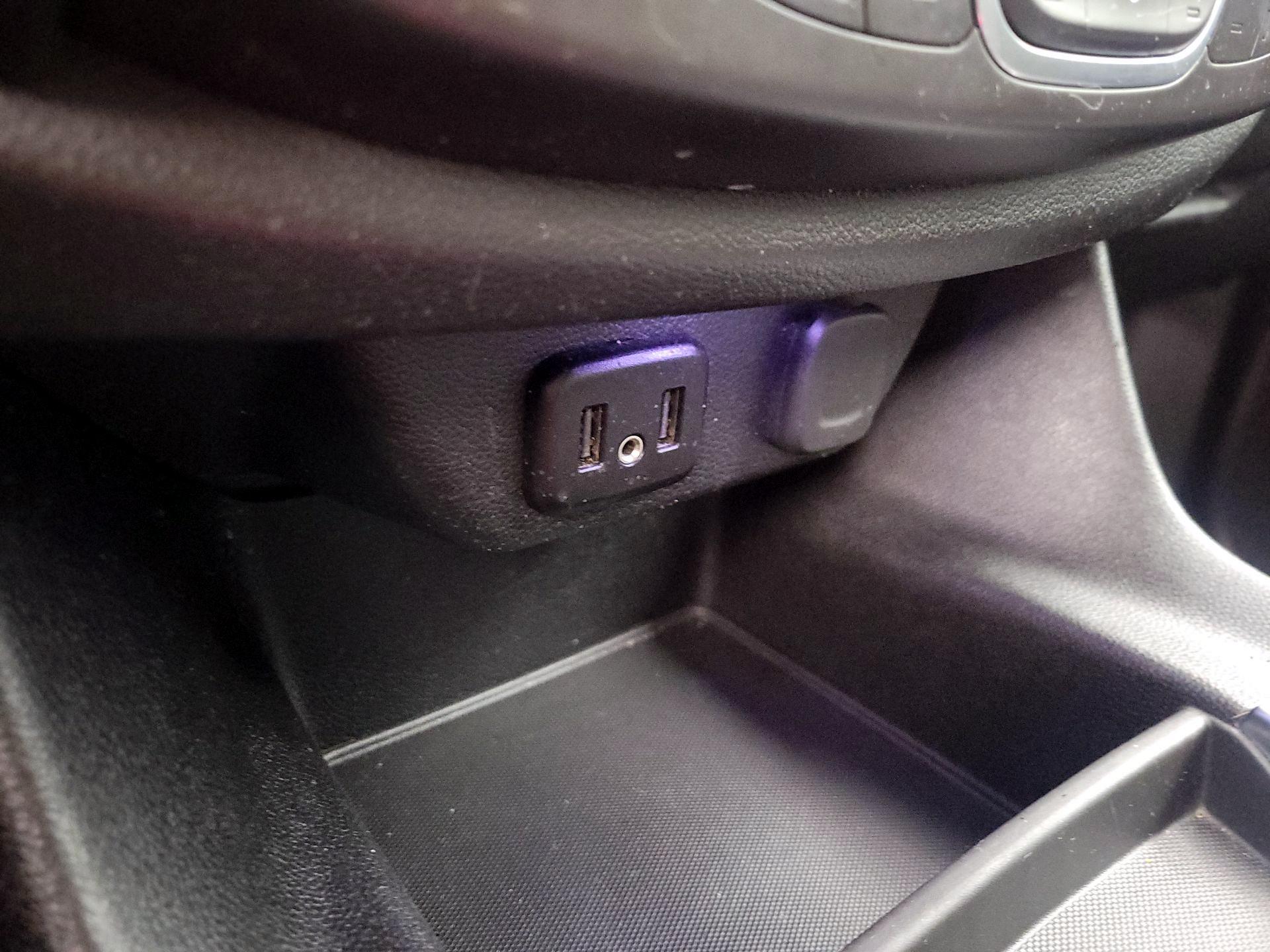 Thumbnail: 2019 Chevrolet Traverse - 18