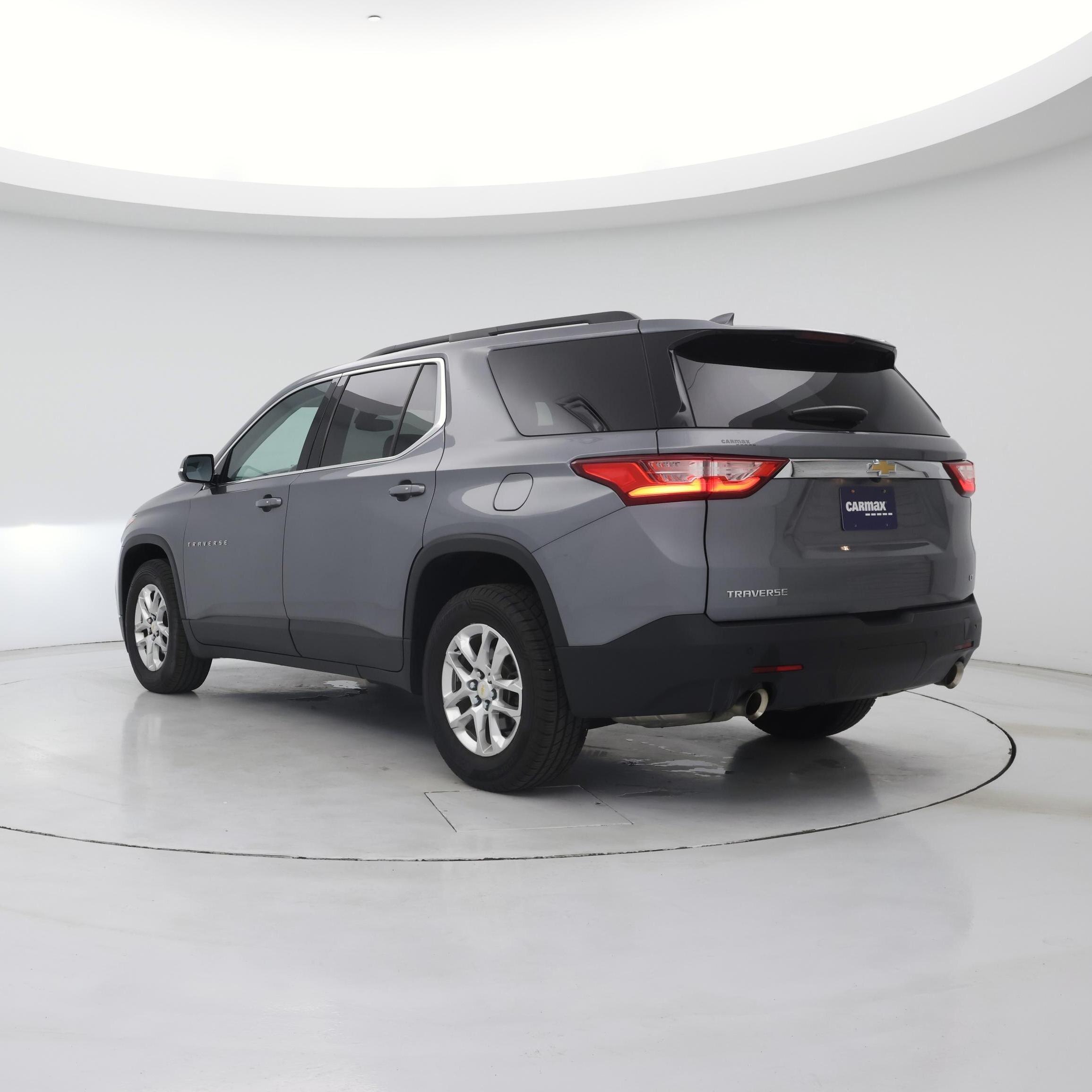 Thumbnail: 2019 Chevrolet Traverse - 2