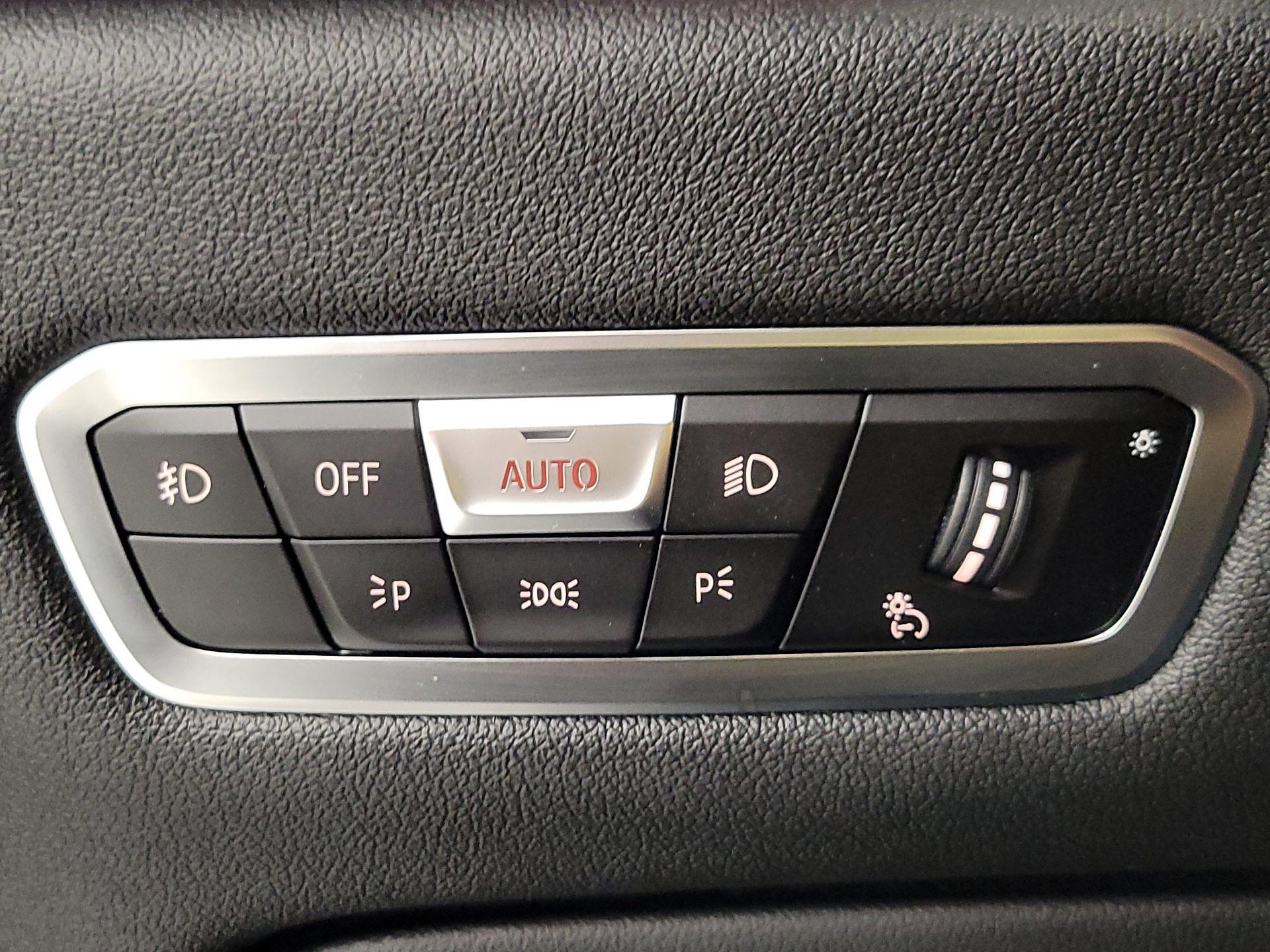 Thumbnail: 2019 BMW X5 - 13