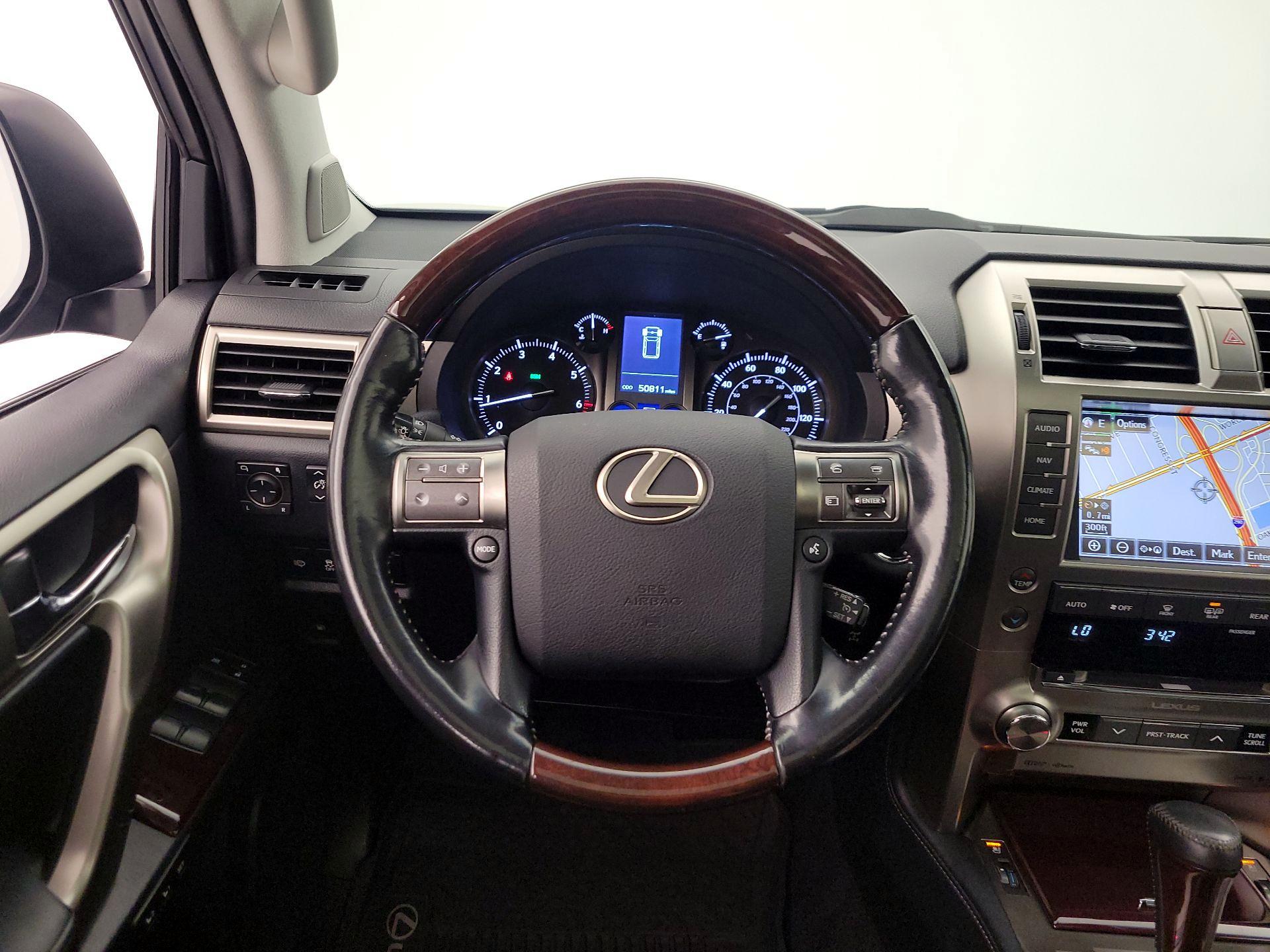 Thumbnail: 2018 Lexus GX - 10