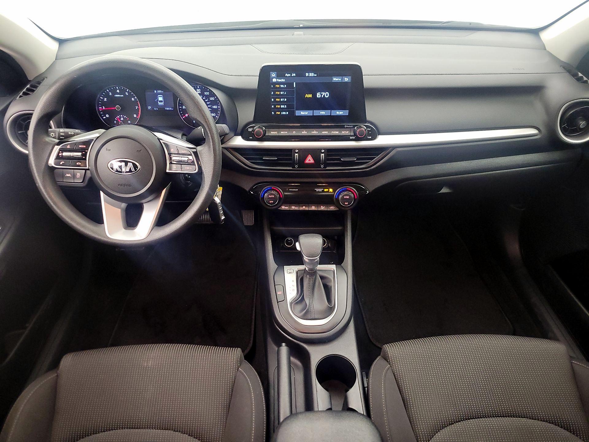 Thumbnail: 2019 Kia Forte - 9