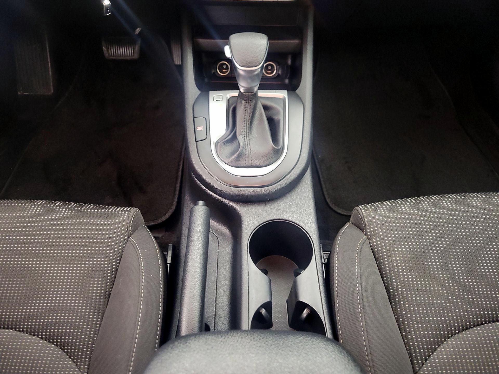 Thumbnail: 2019 Kia Forte - 17