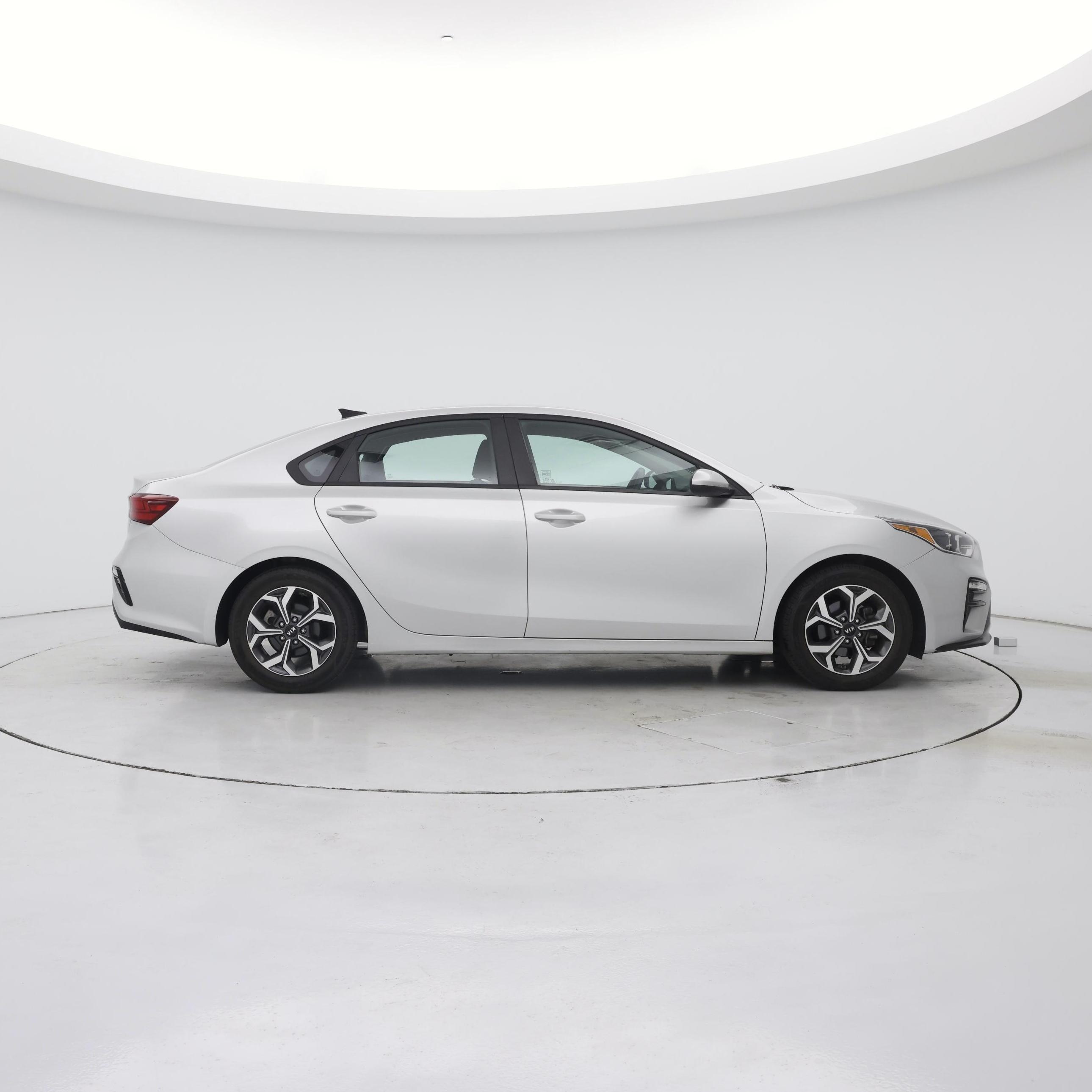 Thumbnail: 2019 Kia Forte - 7