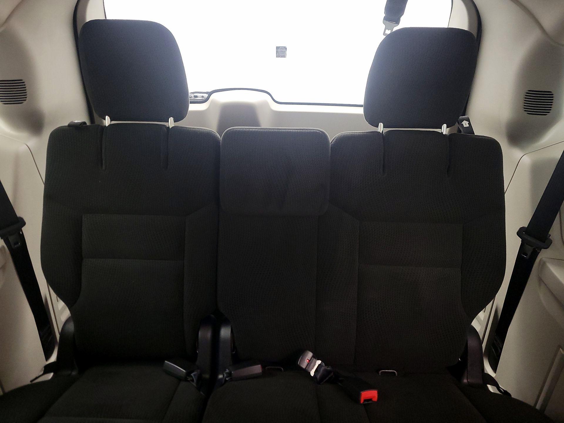 Thumbnail: 2016 Dodge Grand Caravan - 19