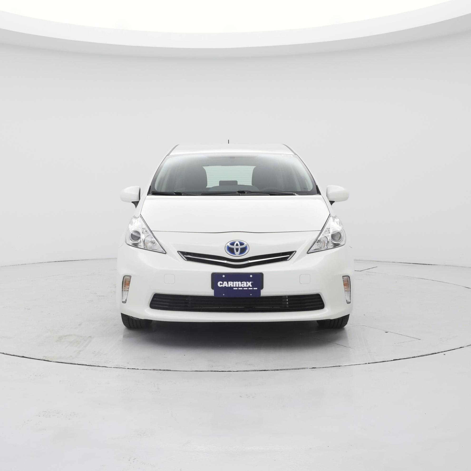 Thumbnail: 2014 Toyota Prius v - 5