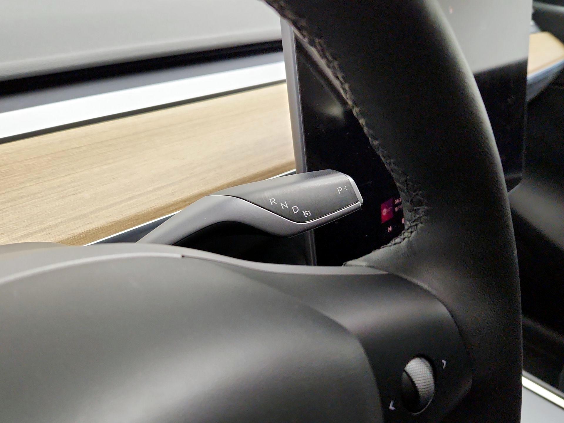 Thumbnail: 2022 Tesla Model Y - 17