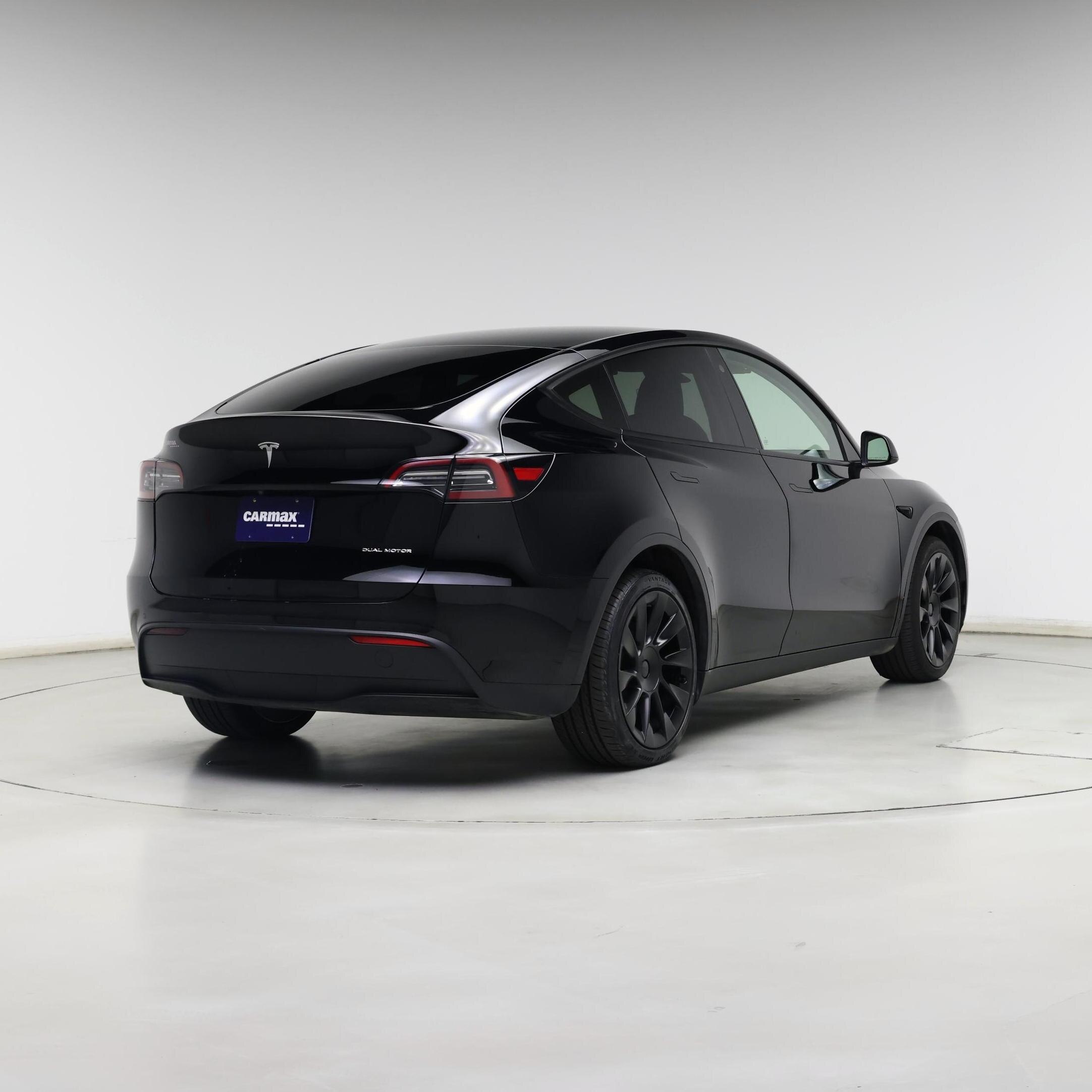Thumbnail: 2022 Tesla Model Y - 8