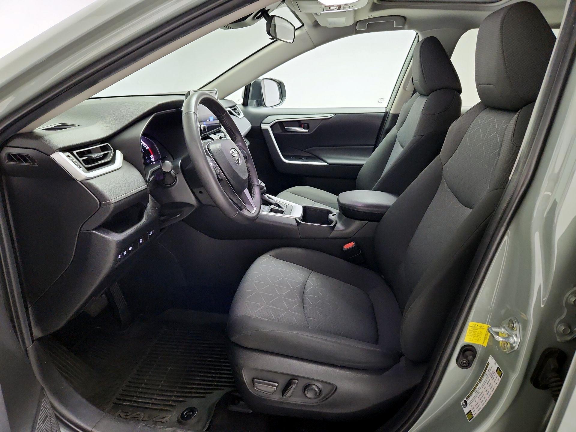 Thumbnail: 2023 Toyota RAV4 - 11
