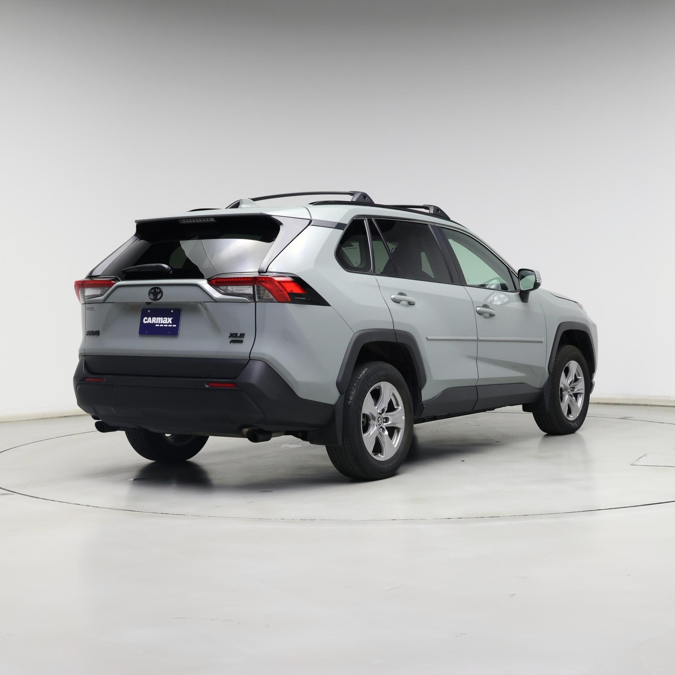 Thumbnail: 2023 Toyota RAV4 - 8