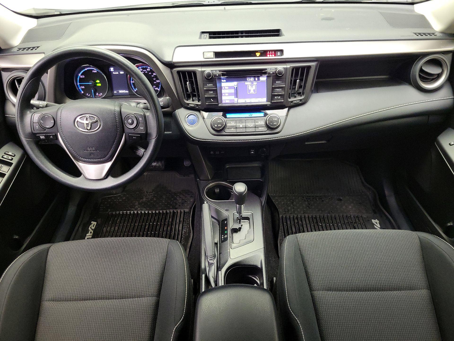 Thumbnail: 2018 Toyota RAV4 - 9