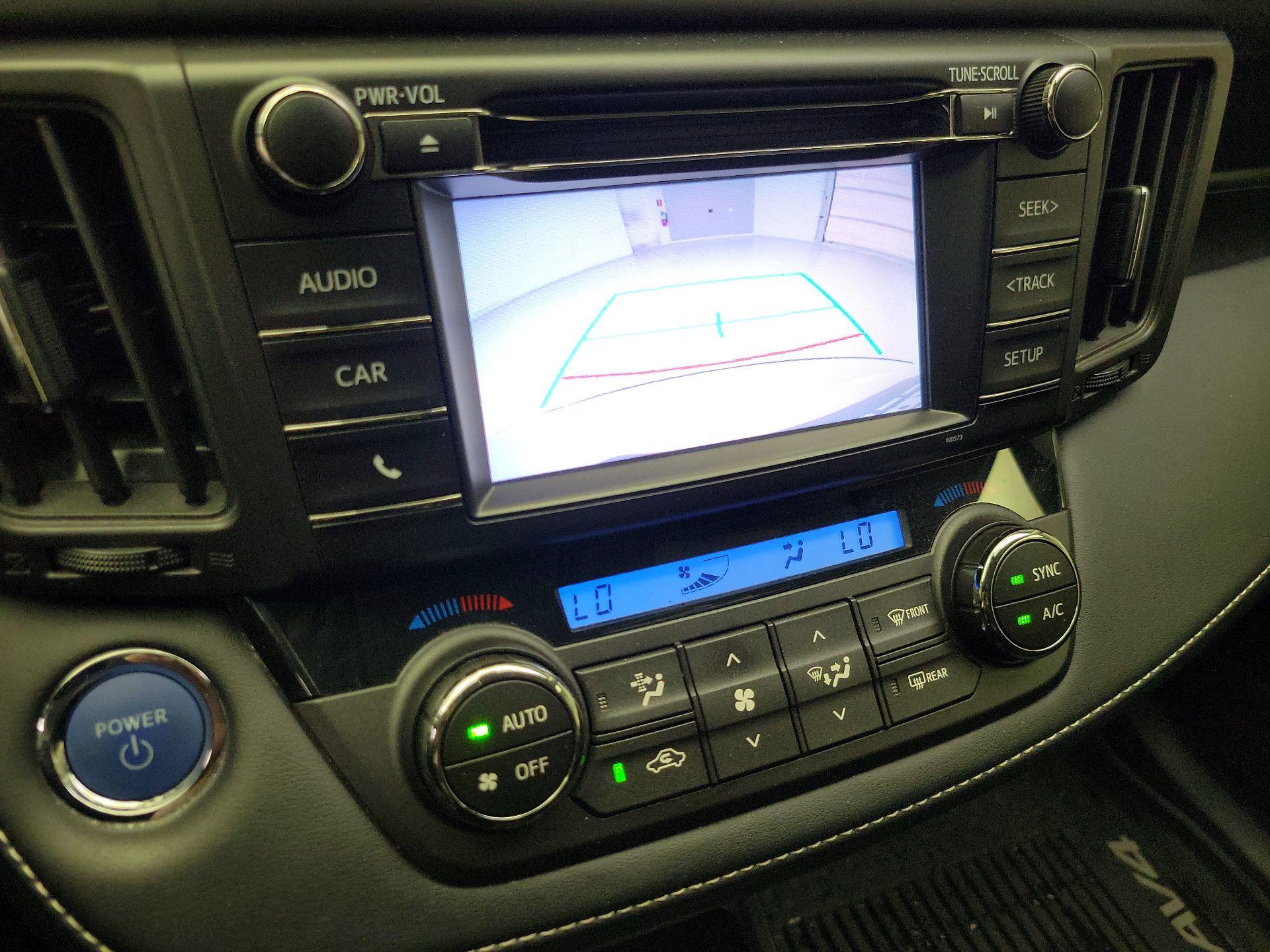 Thumbnail: 2018 Toyota RAV4 - 14