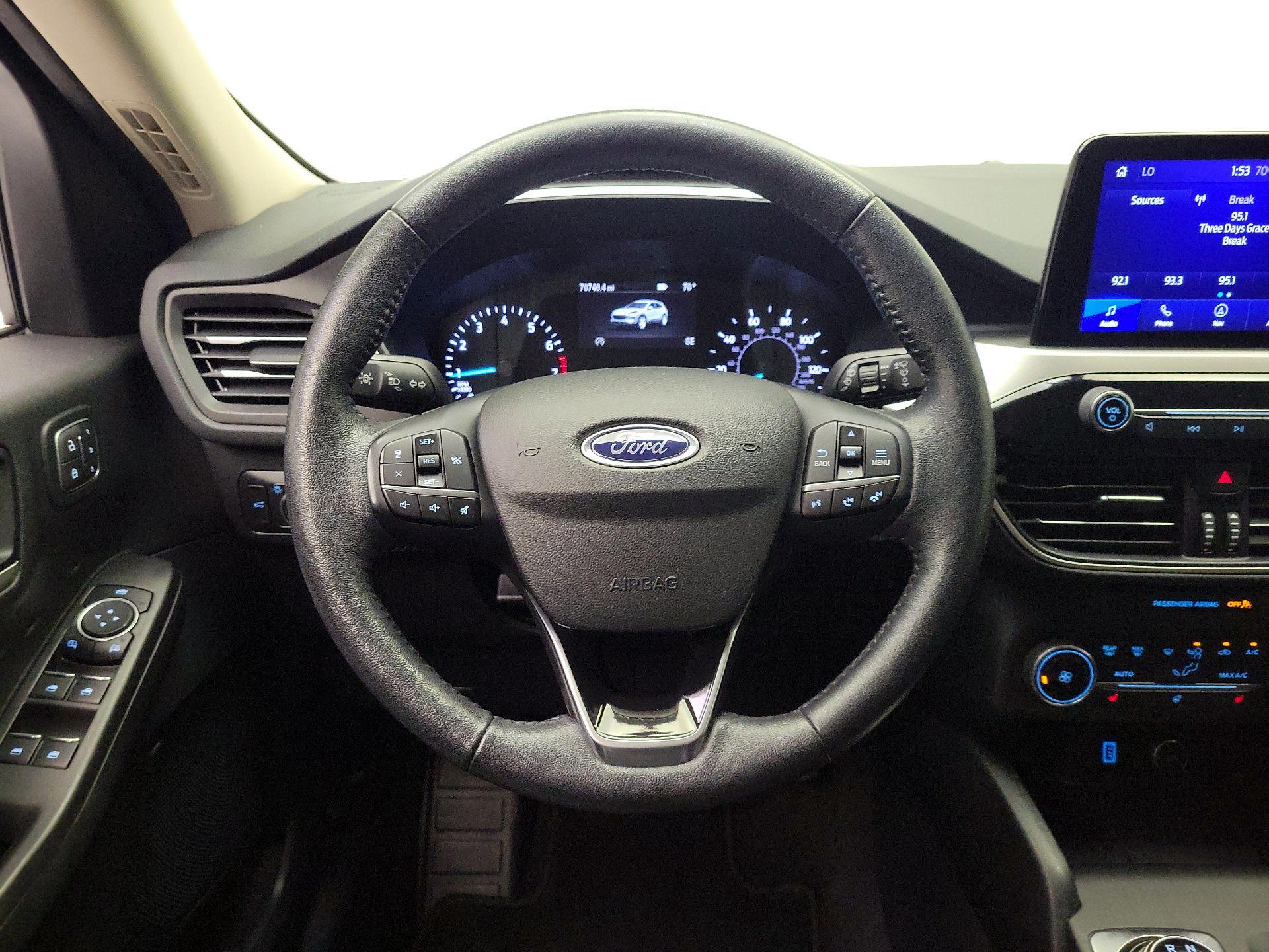 Thumbnail: 2020 Ford Escape - 10