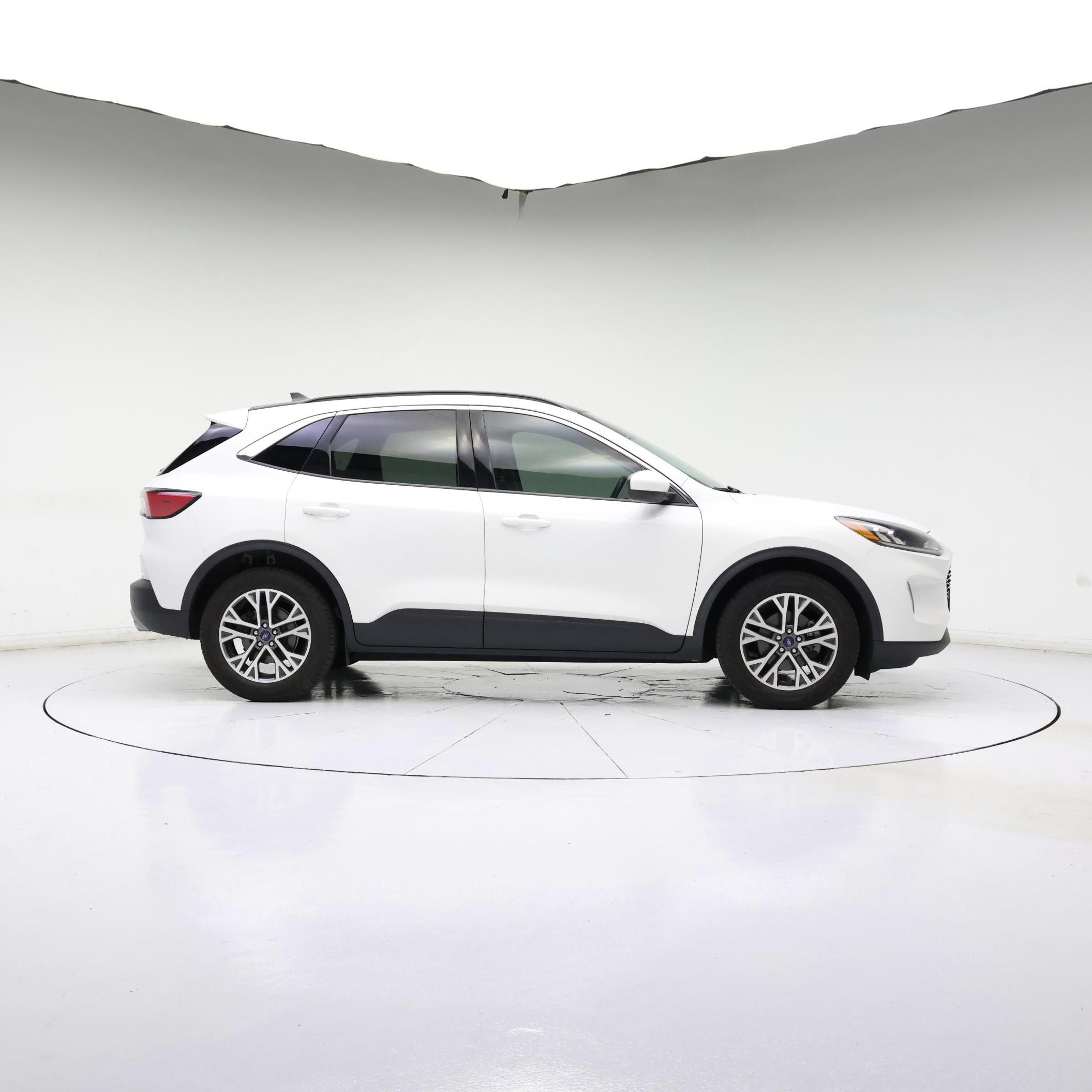 Thumbnail: 2020 Ford Escape - 7