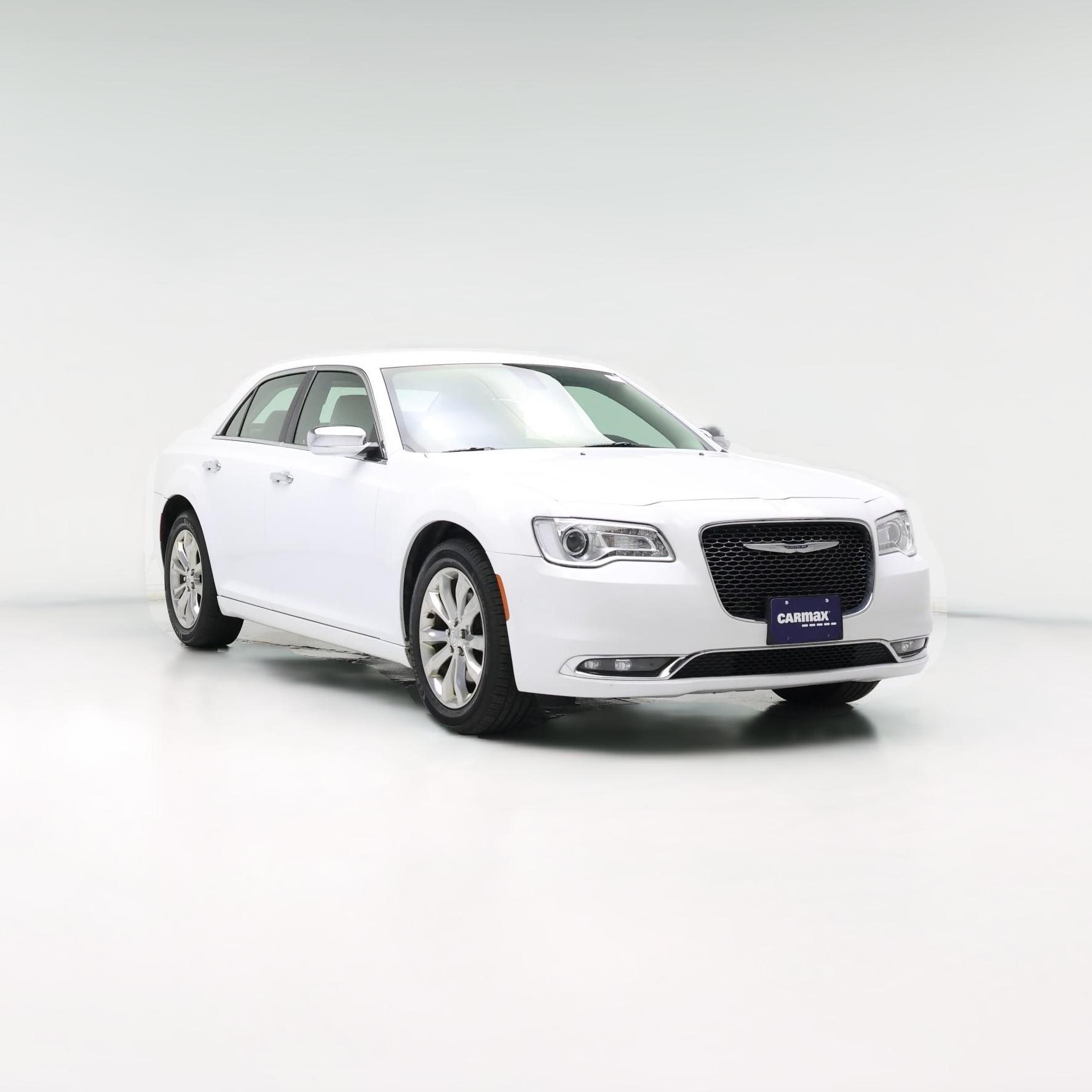 Thumbnail: 2019 Chrysler 300 - 1