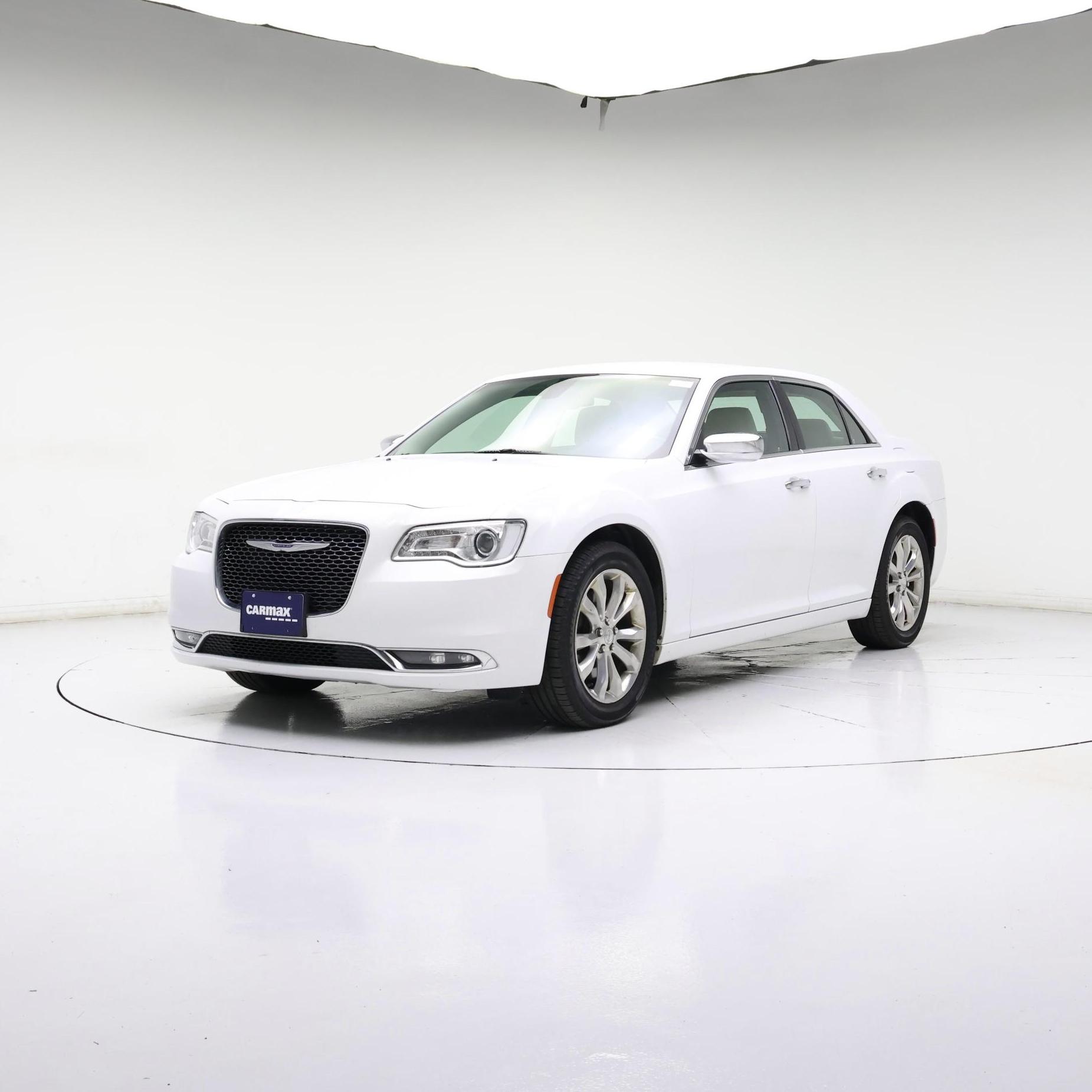 Thumbnail: 2019 Chrysler 300 - 4