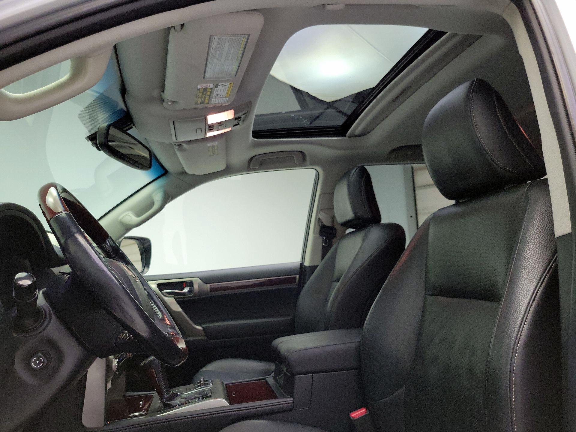 Thumbnail: 2016 Lexus GX - 20