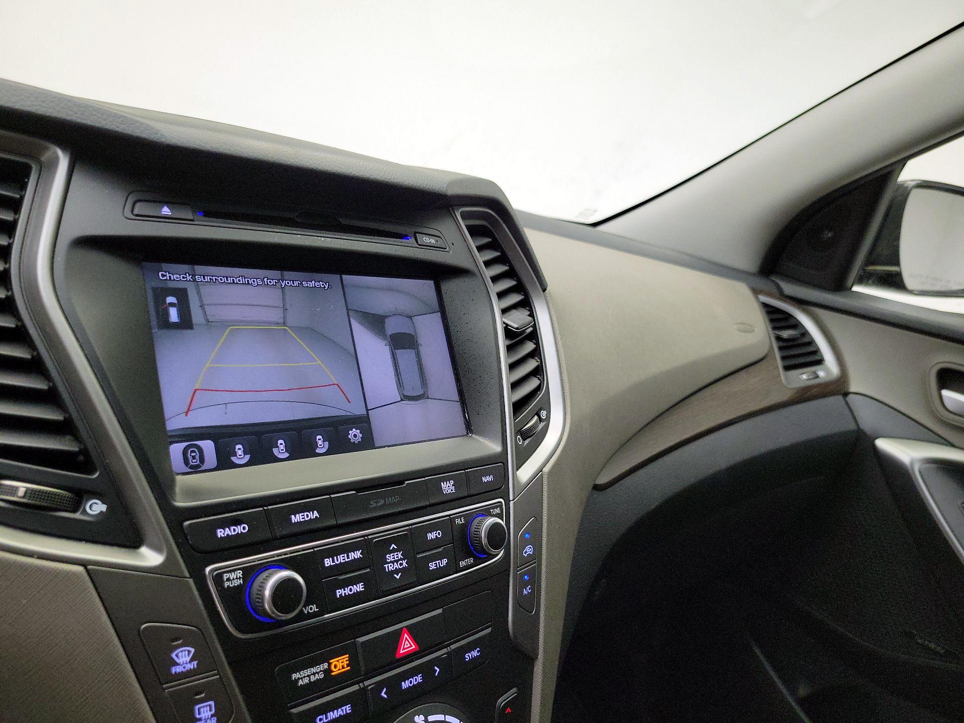 Thumbnail: 2017 Hyundai Santa Fe - 15