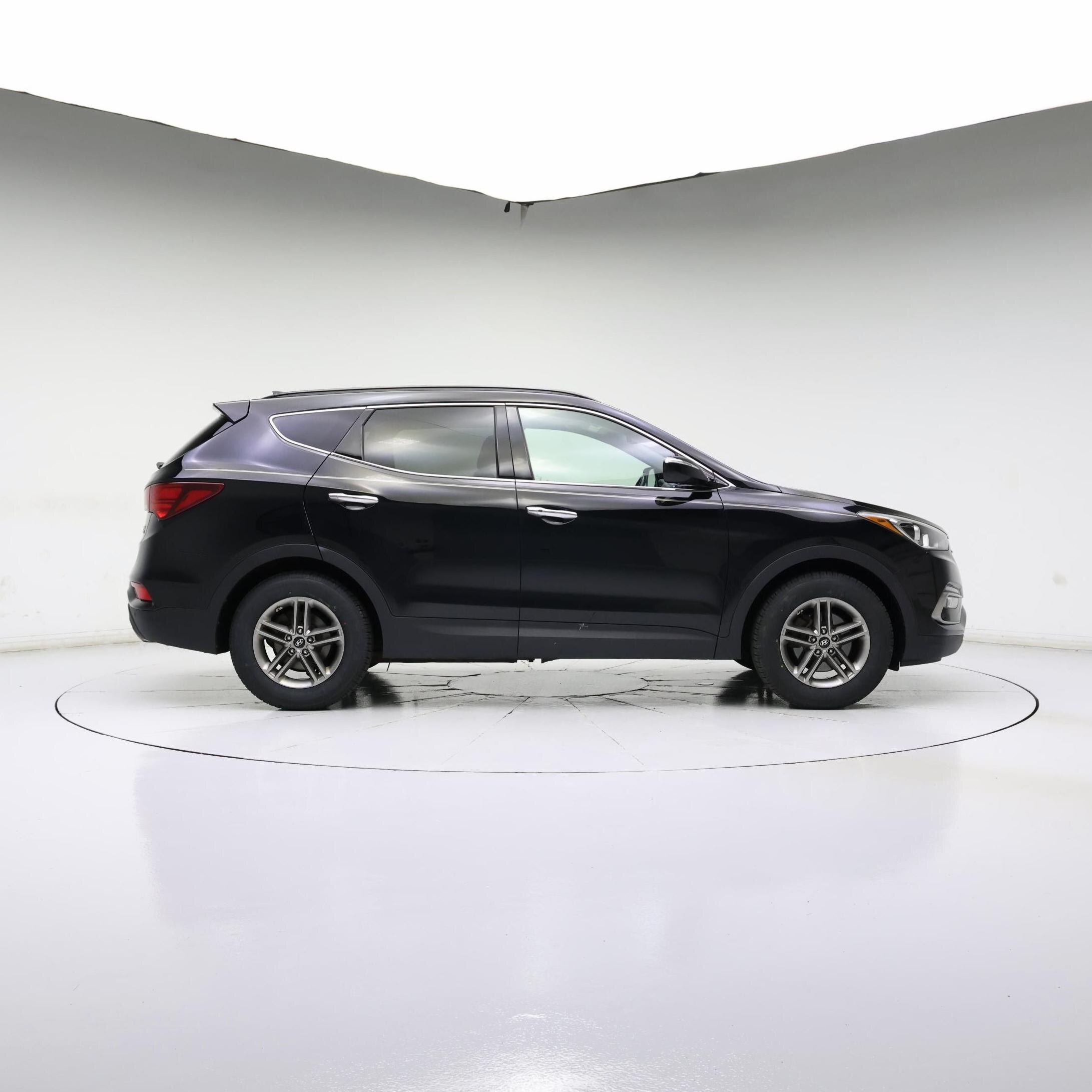 Thumbnail: 2017 Hyundai Santa Fe - 7