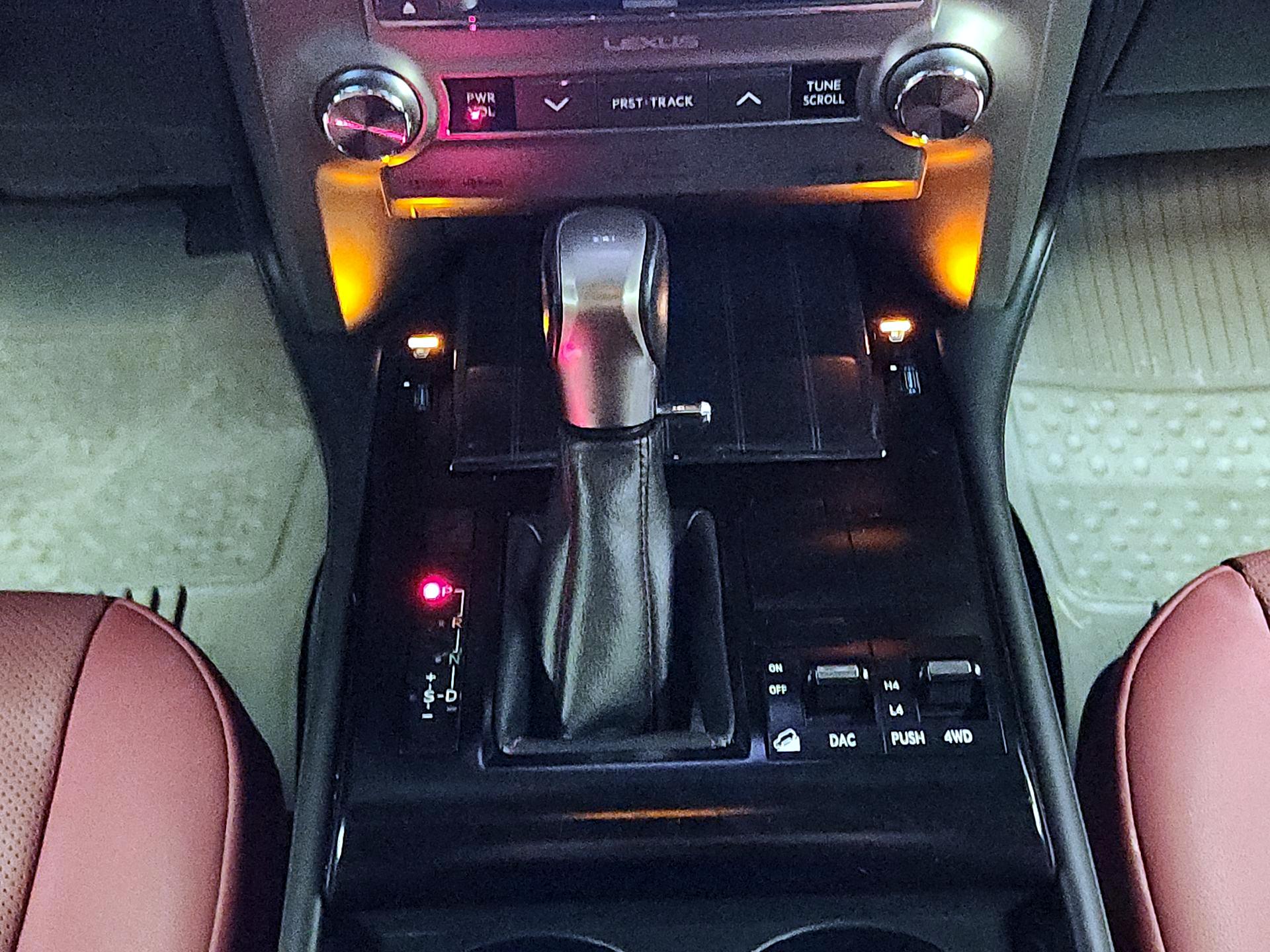 Thumbnail: 2020 Lexus GX - 18