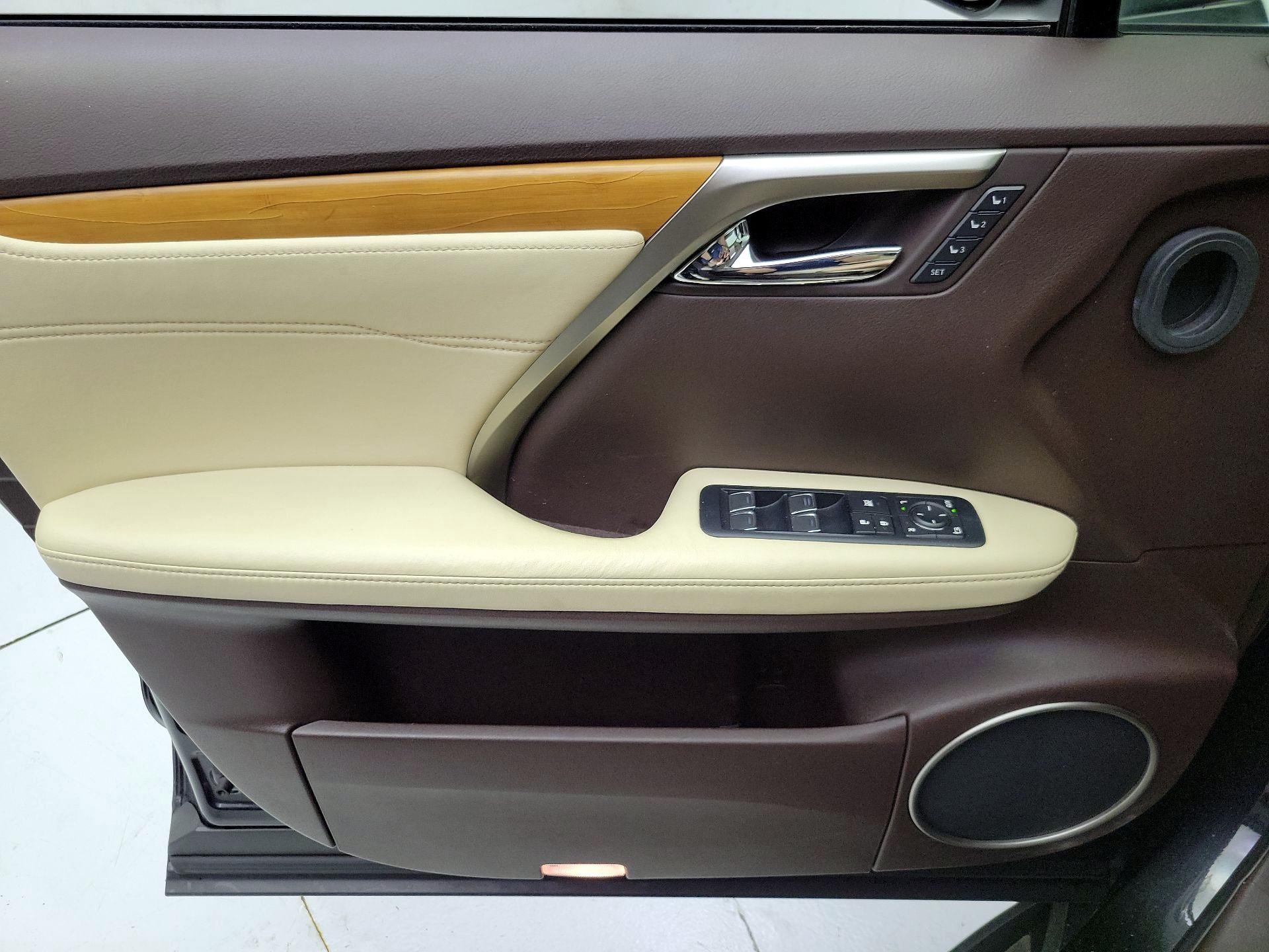 Thumbnail: 2017 Lexus RX - 12