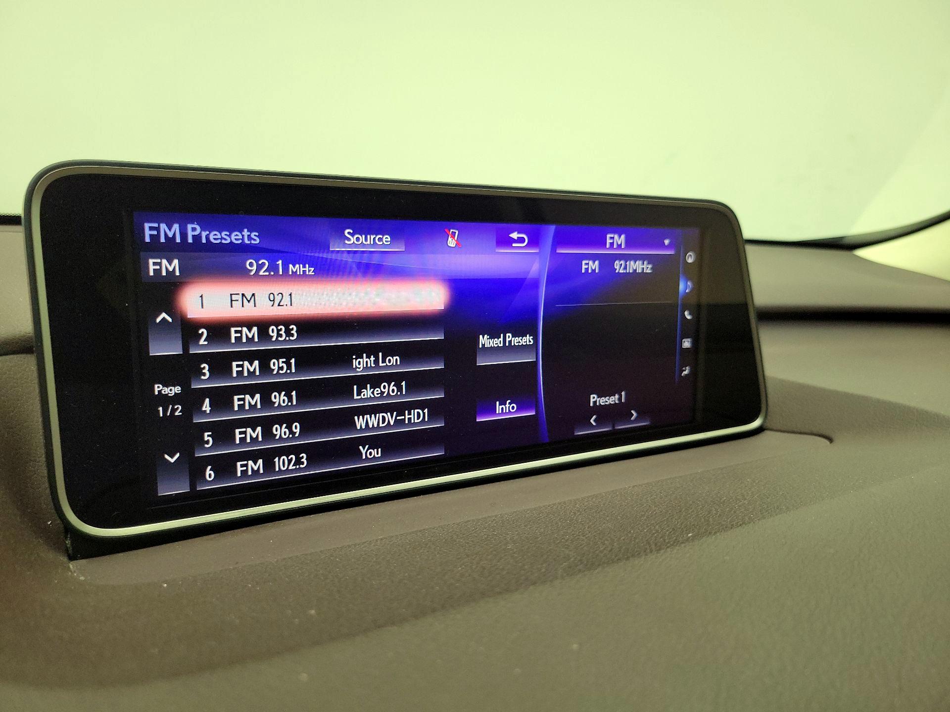 Thumbnail: 2017 Lexus RX - 15