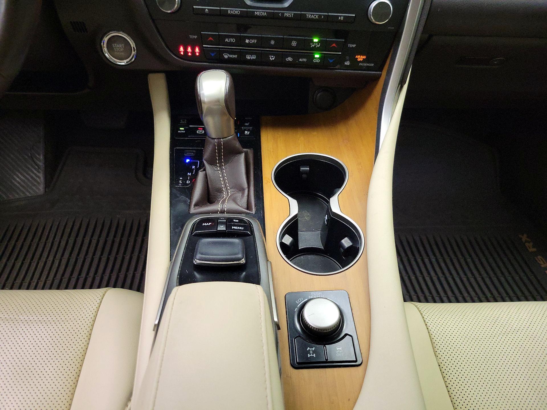 Thumbnail: 2017 Lexus RX - 17