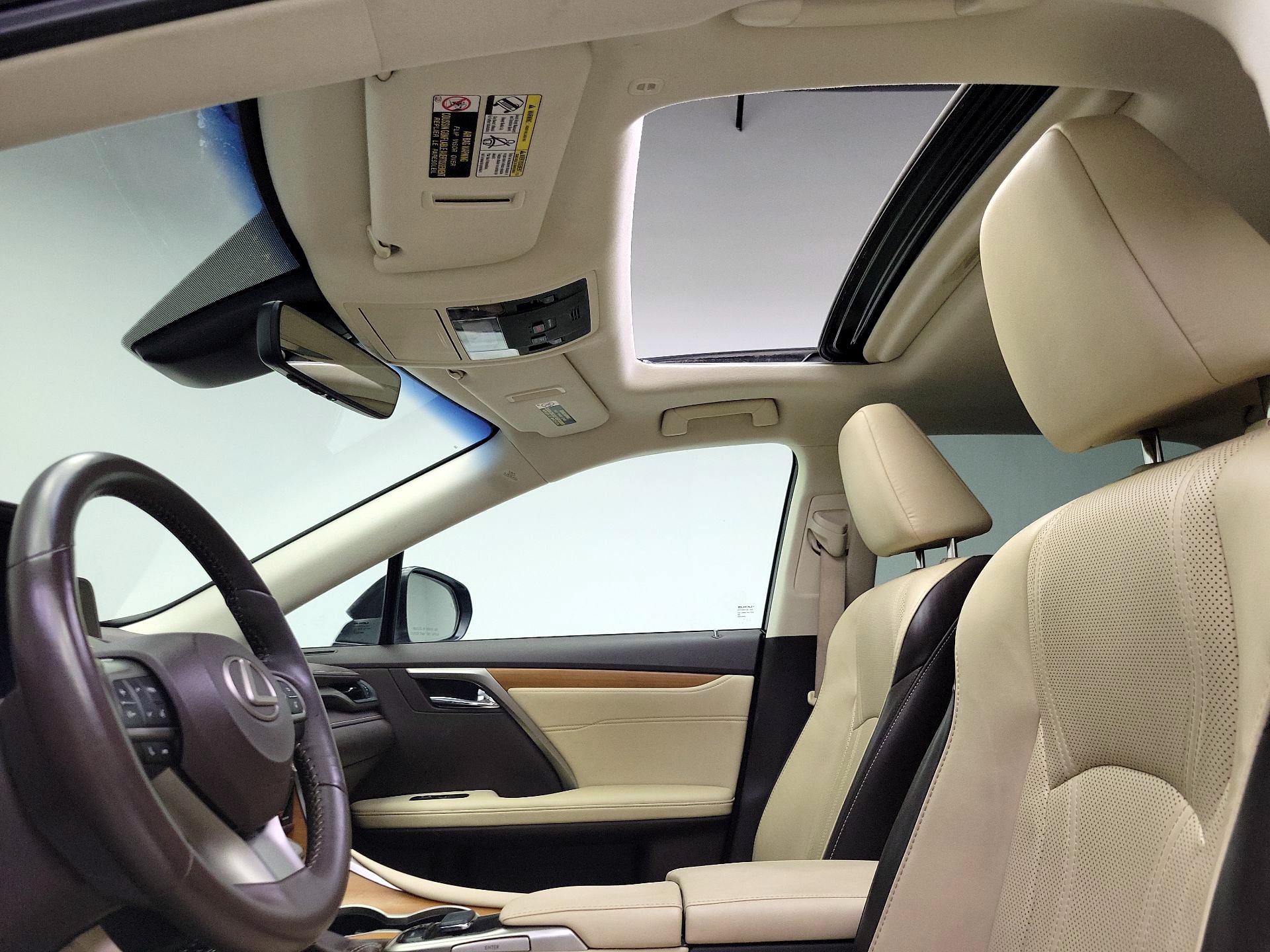 Thumbnail: 2017 Lexus RX - 19