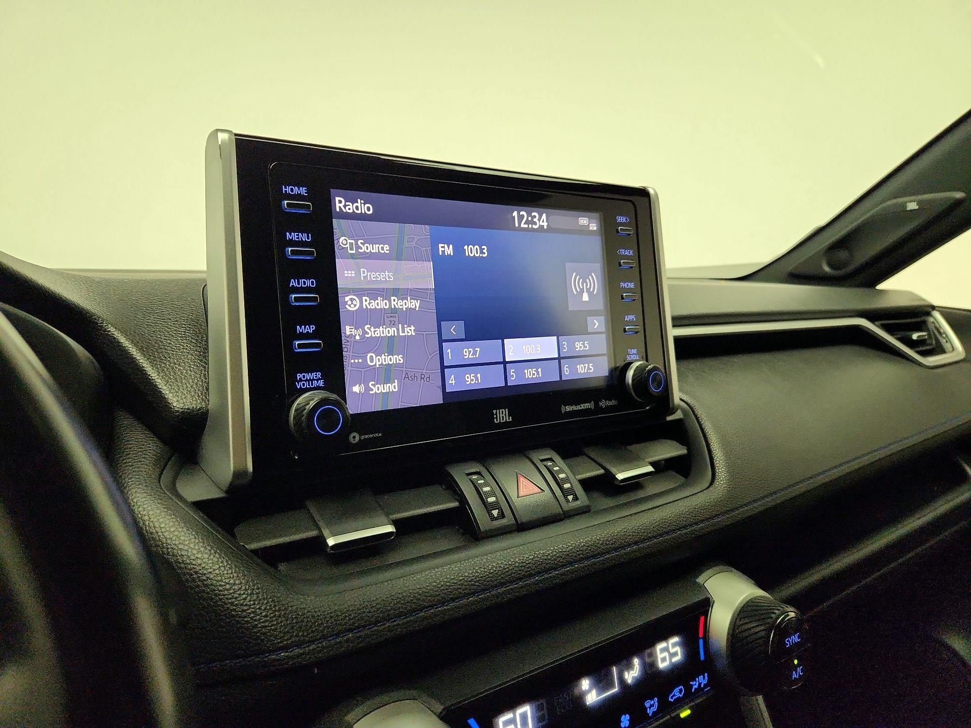 Thumbnail: 2020 Toyota RAV4 - 16