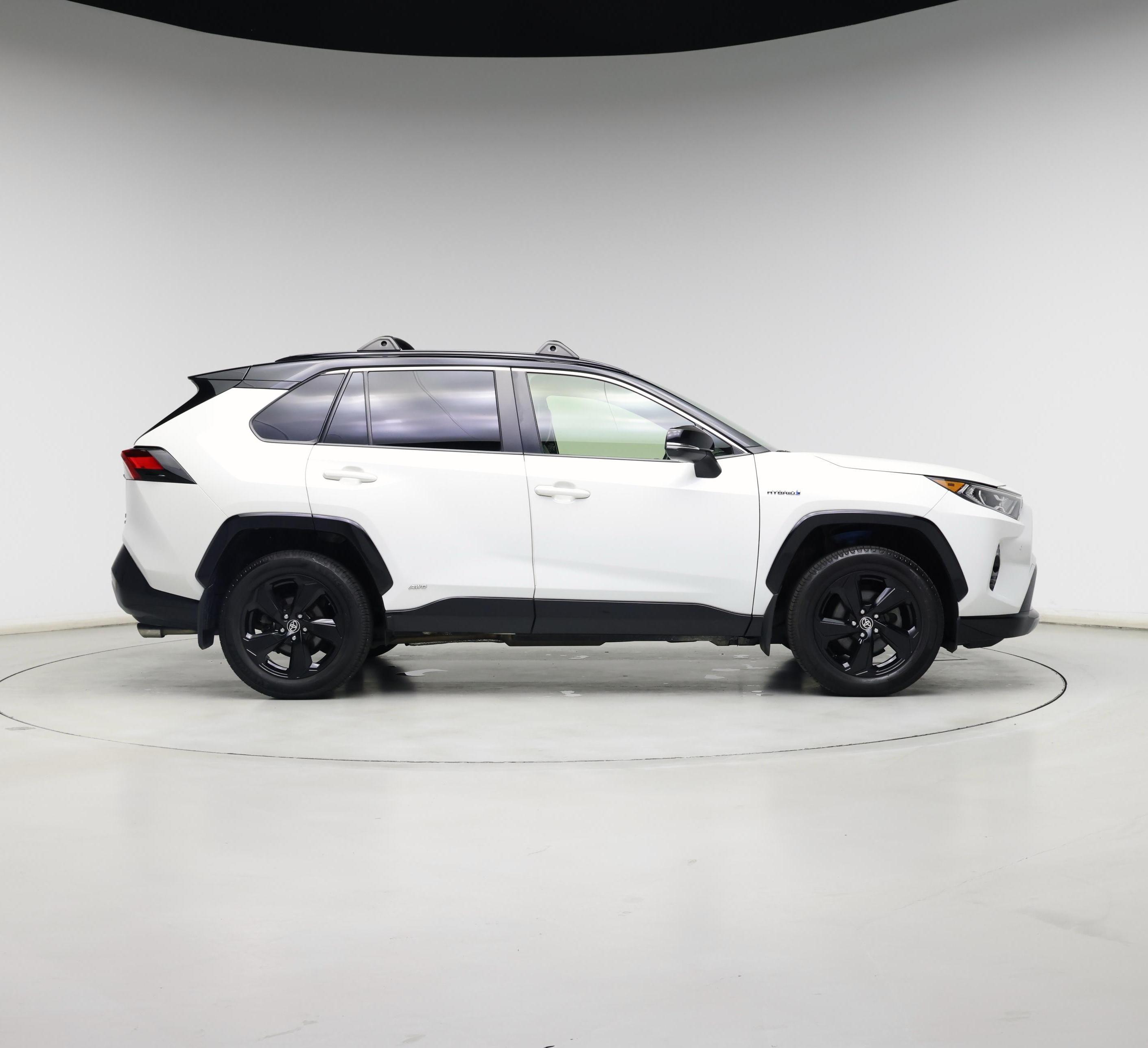 Thumbnail: 2020 Toyota RAV4 - 7