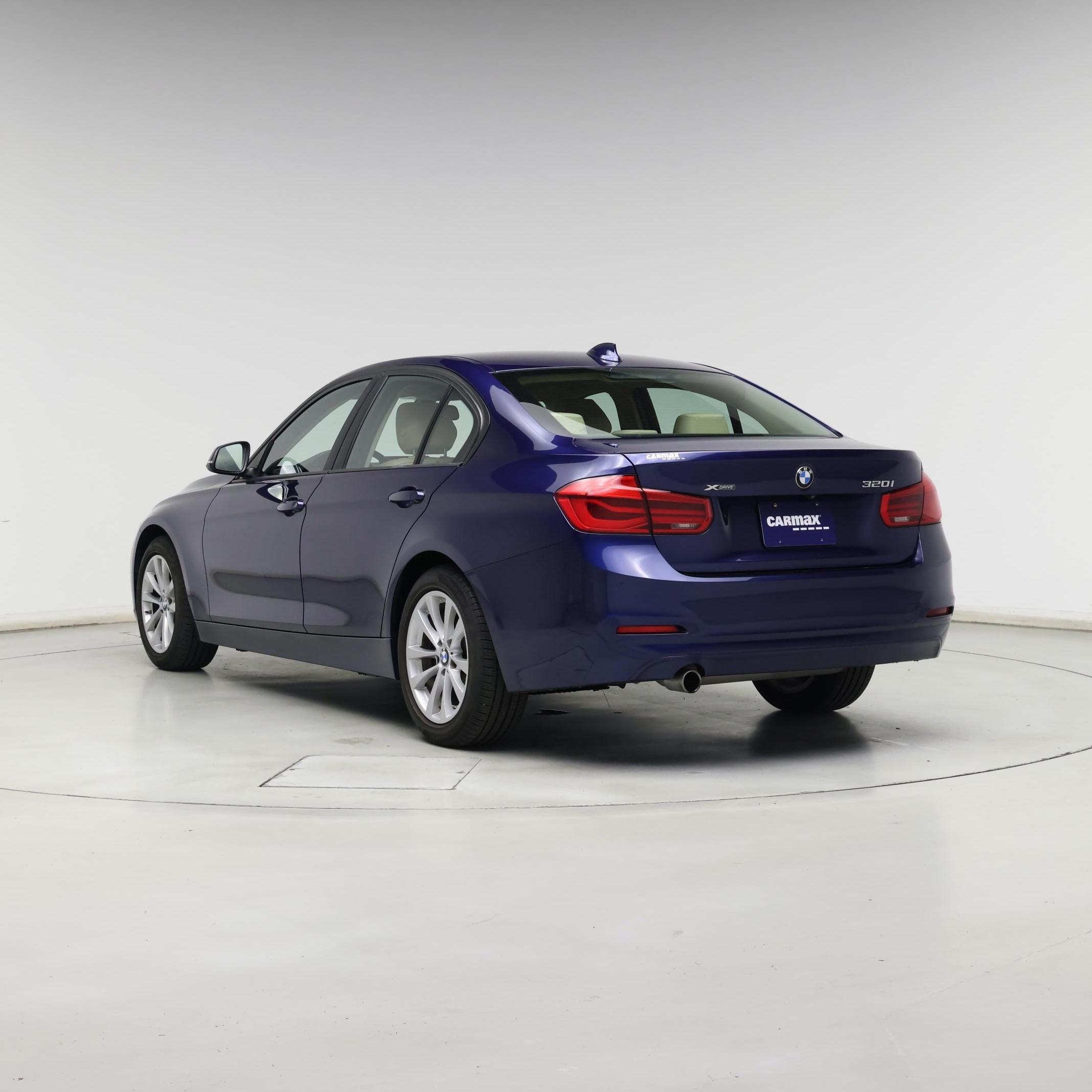 Thumbnail: 2018 BMW 3 Series - 2