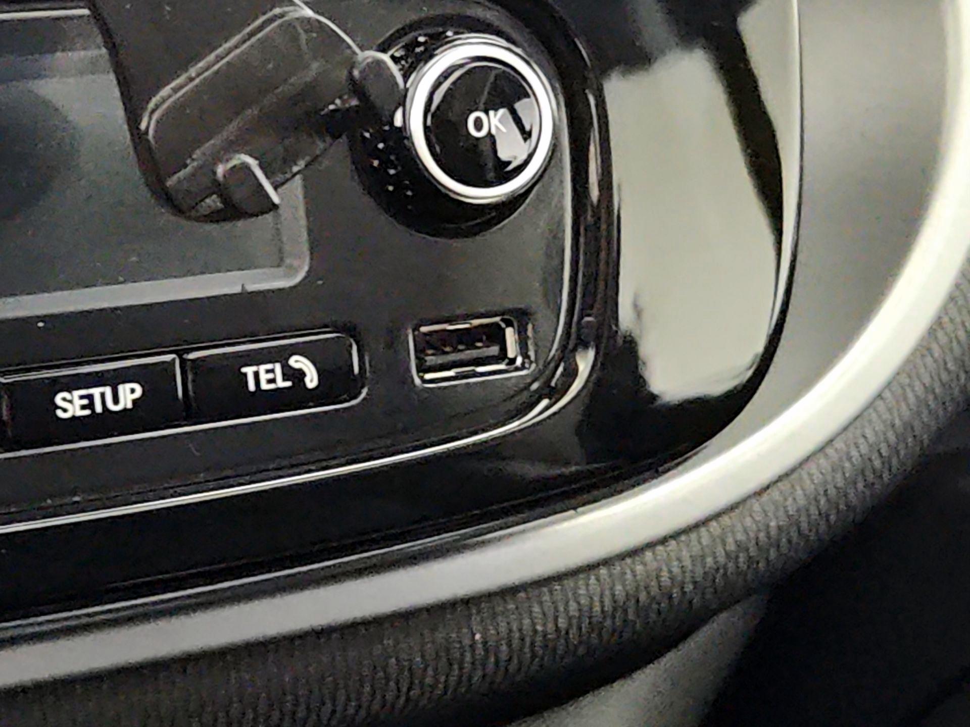 Thumbnail: 2016 smart fortwo - 16