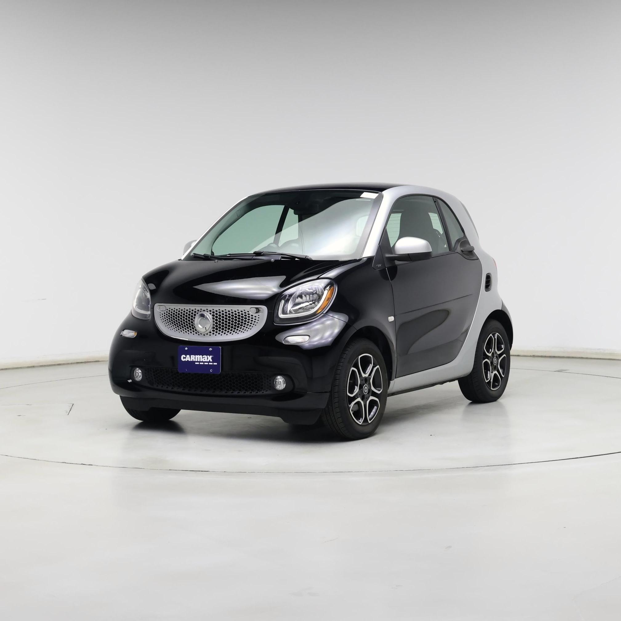 Thumbnail: 2016 smart fortwo - 4