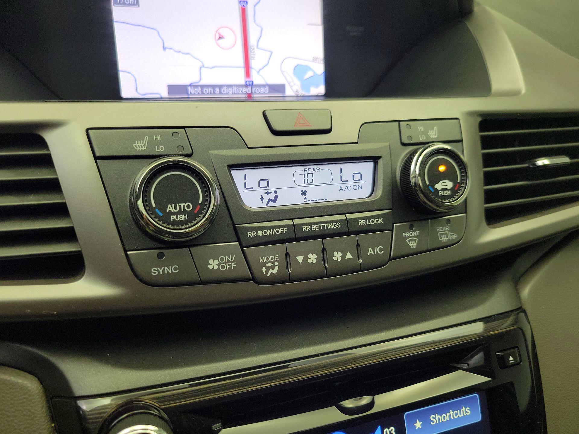 Thumbnail: 2017 Honda Odyssey - 17