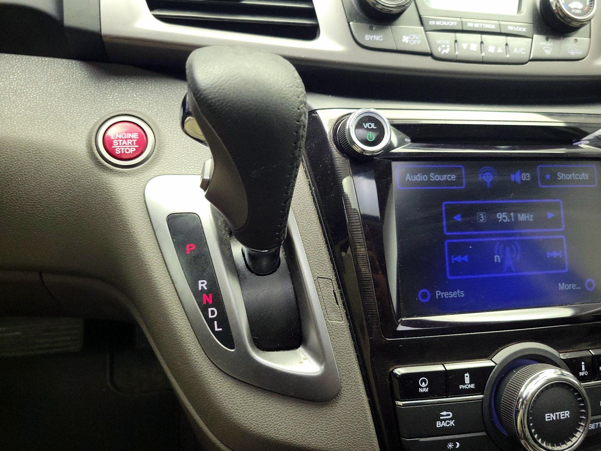 Thumbnail: 2017 Honda Odyssey - 18