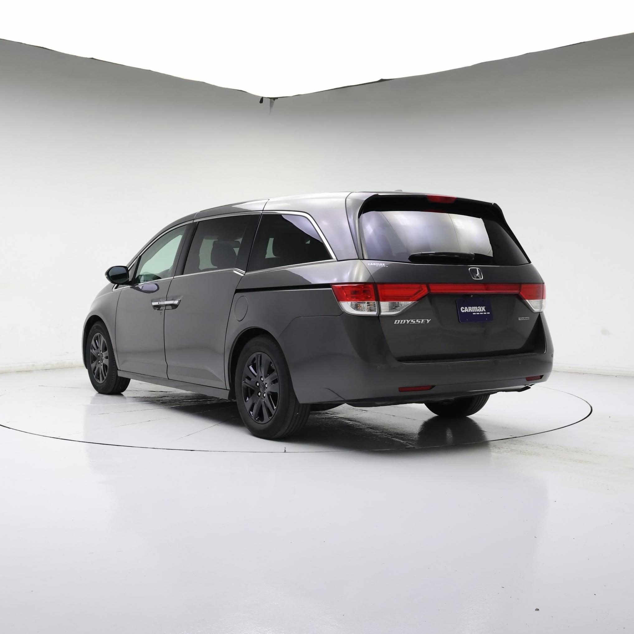 Thumbnail: 2017 Honda Odyssey - 2