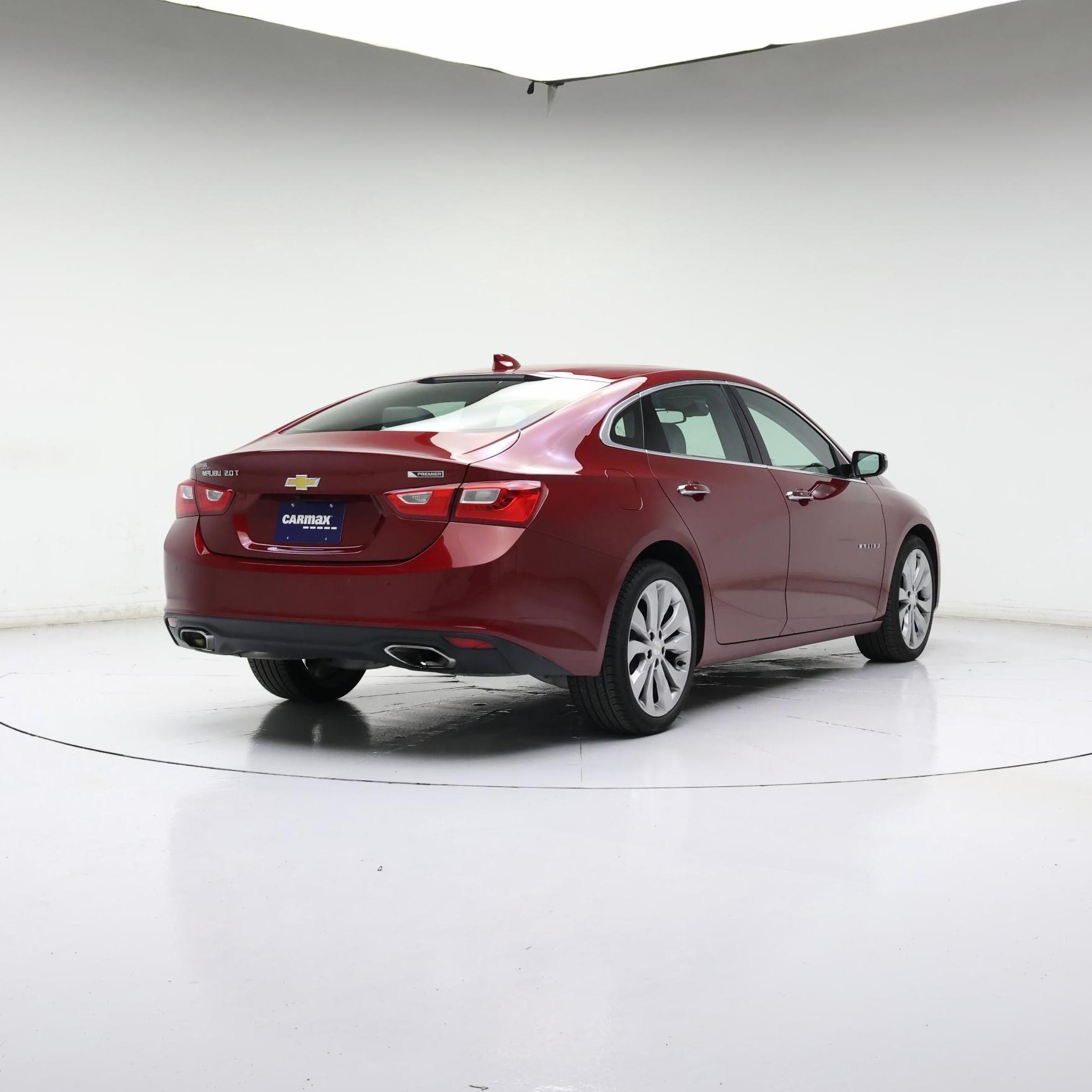 Thumbnail: 2018 Chevrolet Malibu - 8