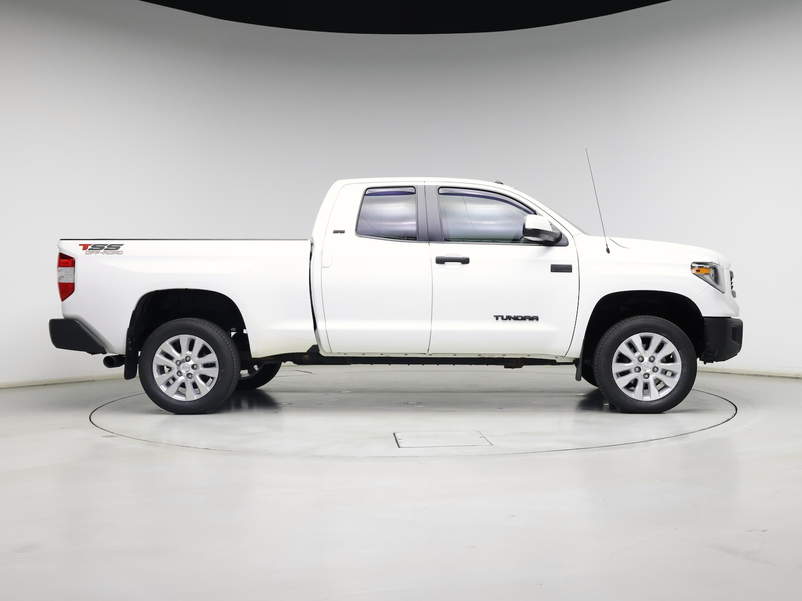2015 Toyota Tundra SR5 - Photo 8