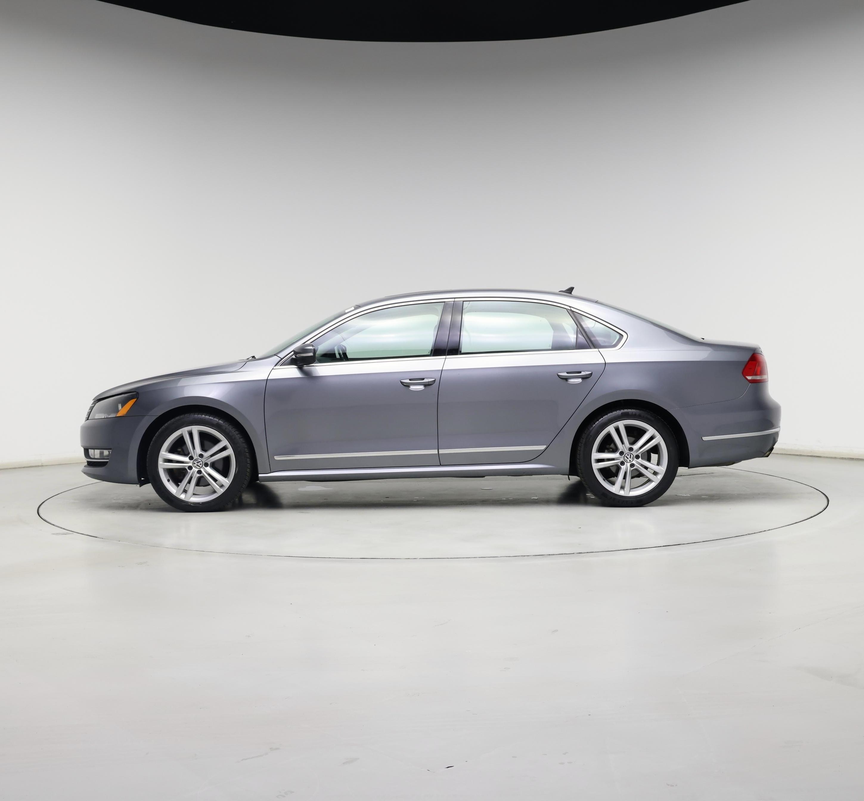 Thumbnail: 2015 Volkswagen Passat - 3