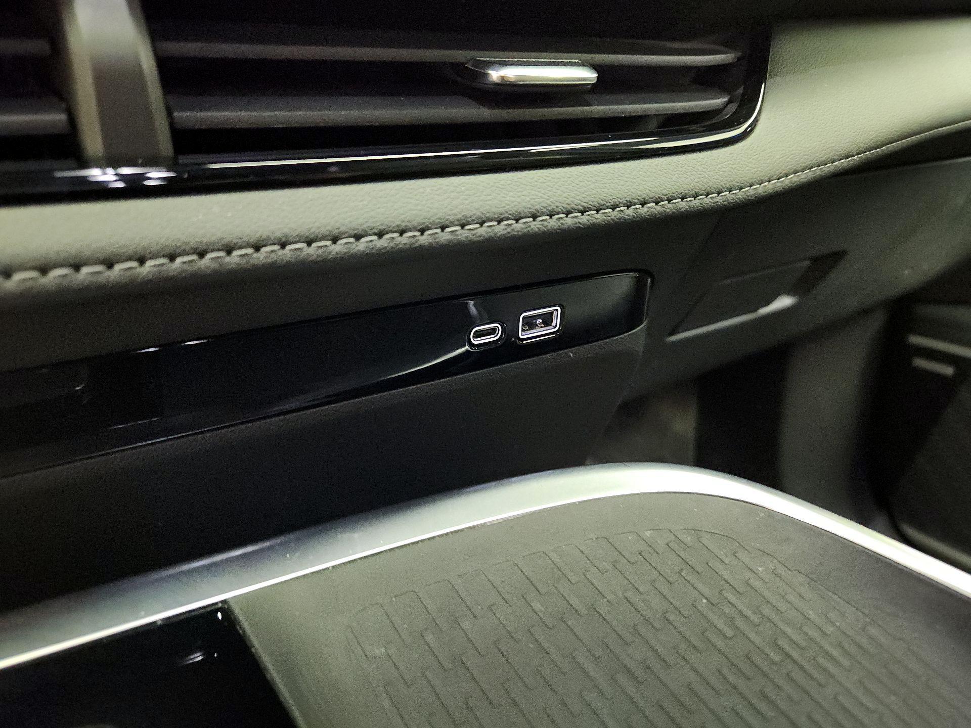 Thumbnail: 2025 Buick Enclave - 18