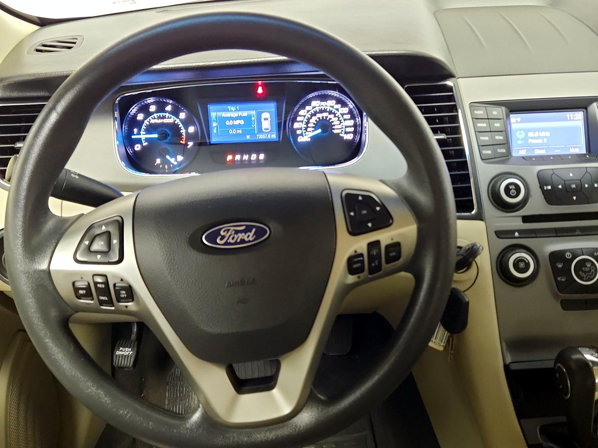 Thumbnail: 2015 Ford Taurus - 10