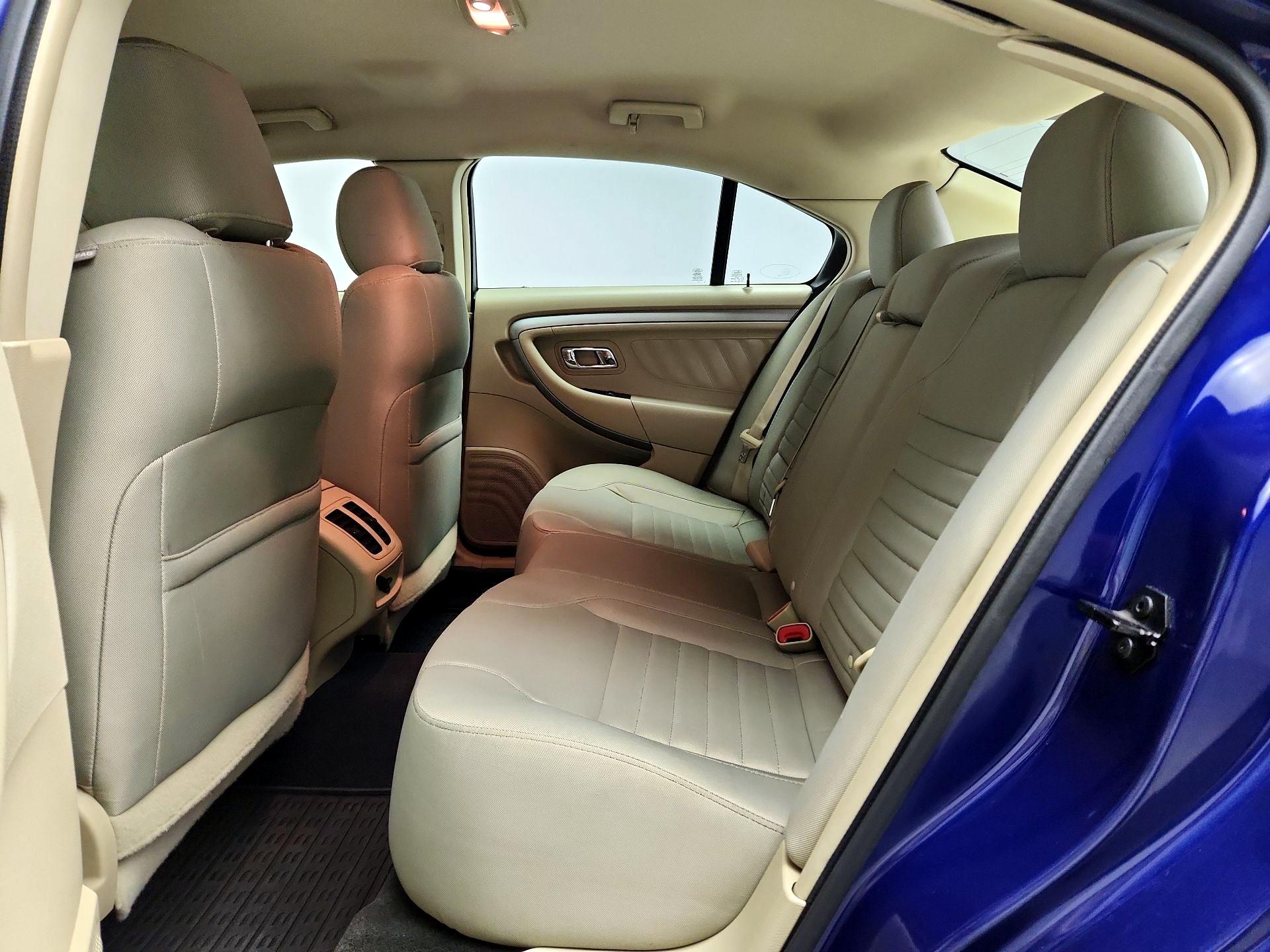 Thumbnail: 2015 Ford Taurus - 18