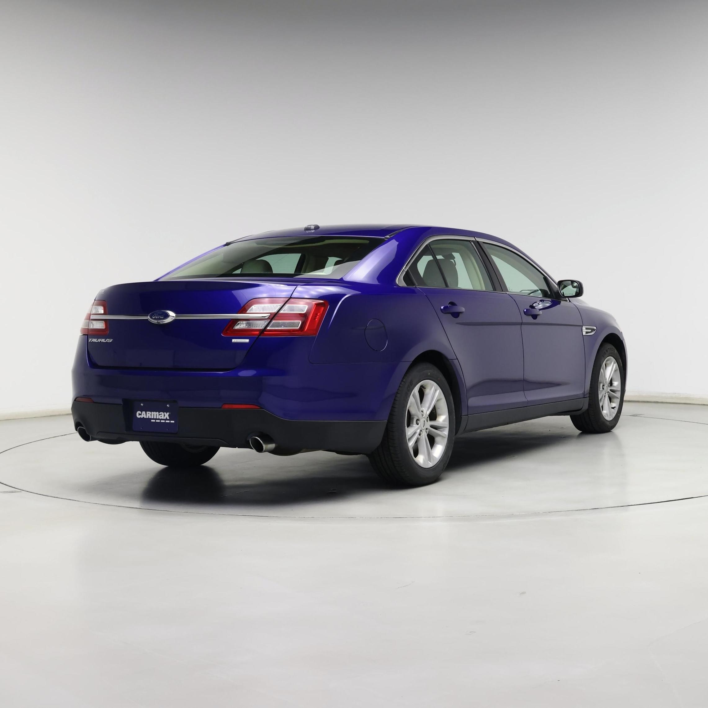 Thumbnail: 2015 Ford Taurus - 8
