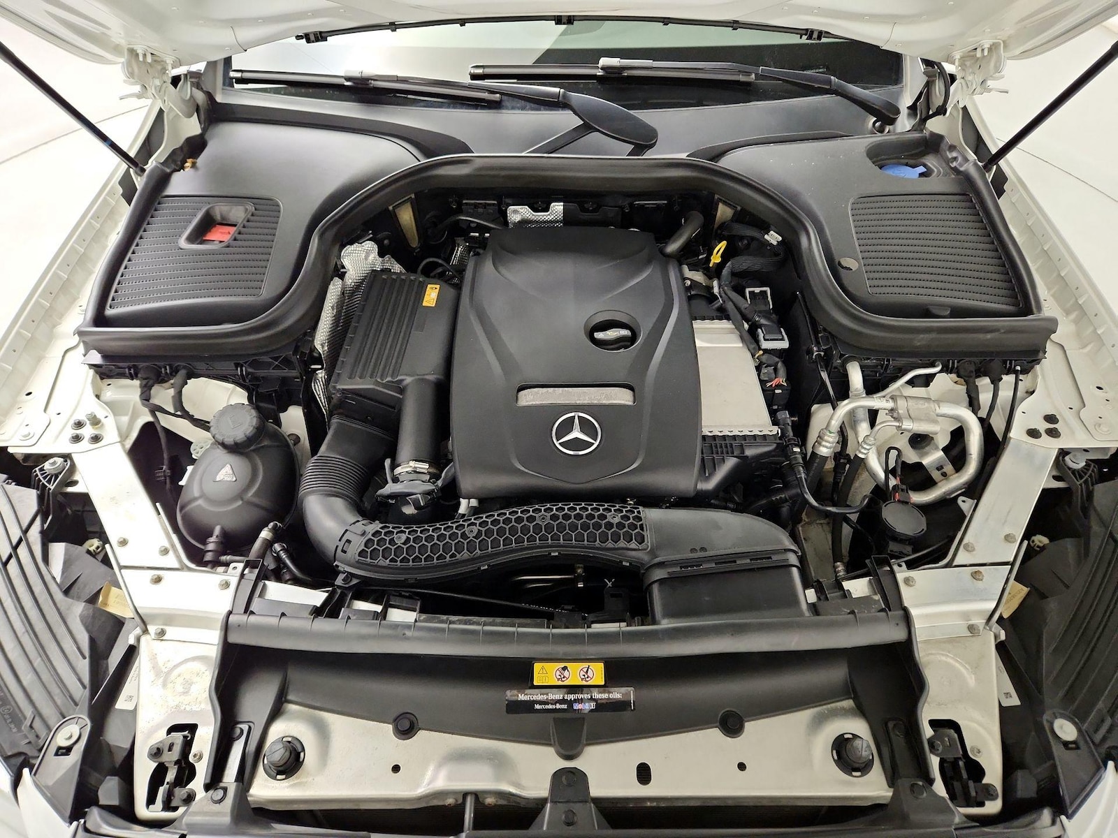 2019 Mercedes-Benz GLC GLC300 - Photo 24