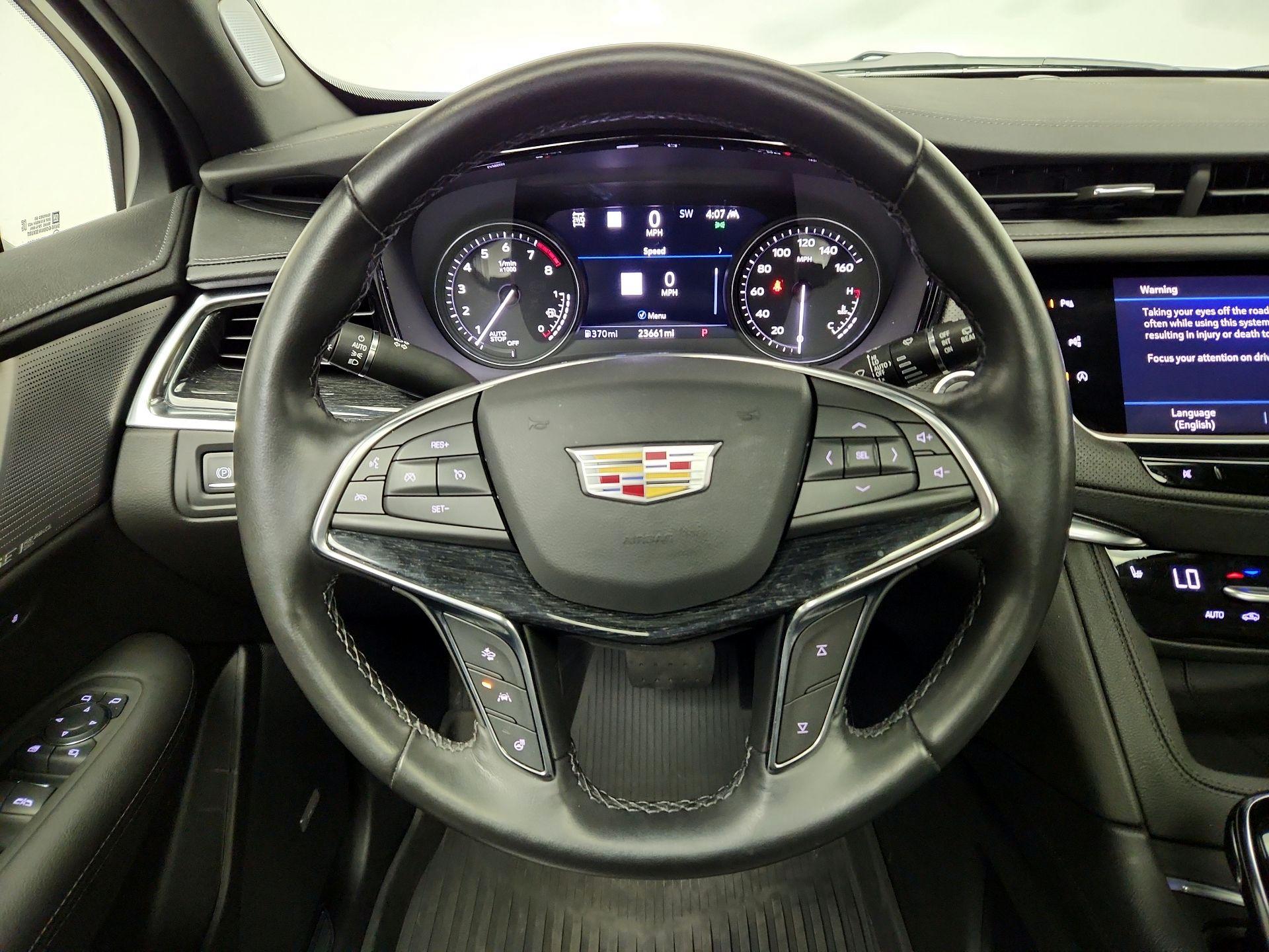 Thumbnail: 2021 Cadillac XT5 - 10