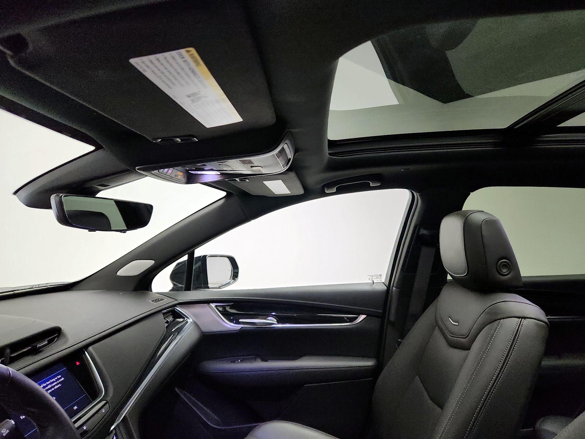 Thumbnail: 2021 Cadillac XT5 - 19