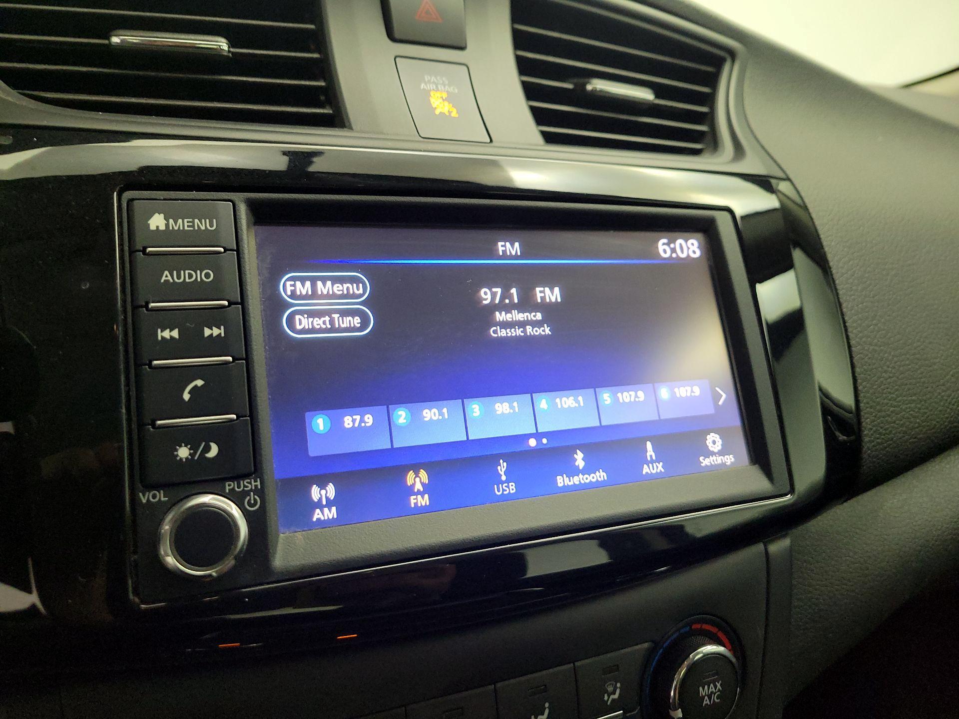 Thumbnail: 2019 Nissan Sentra - 13