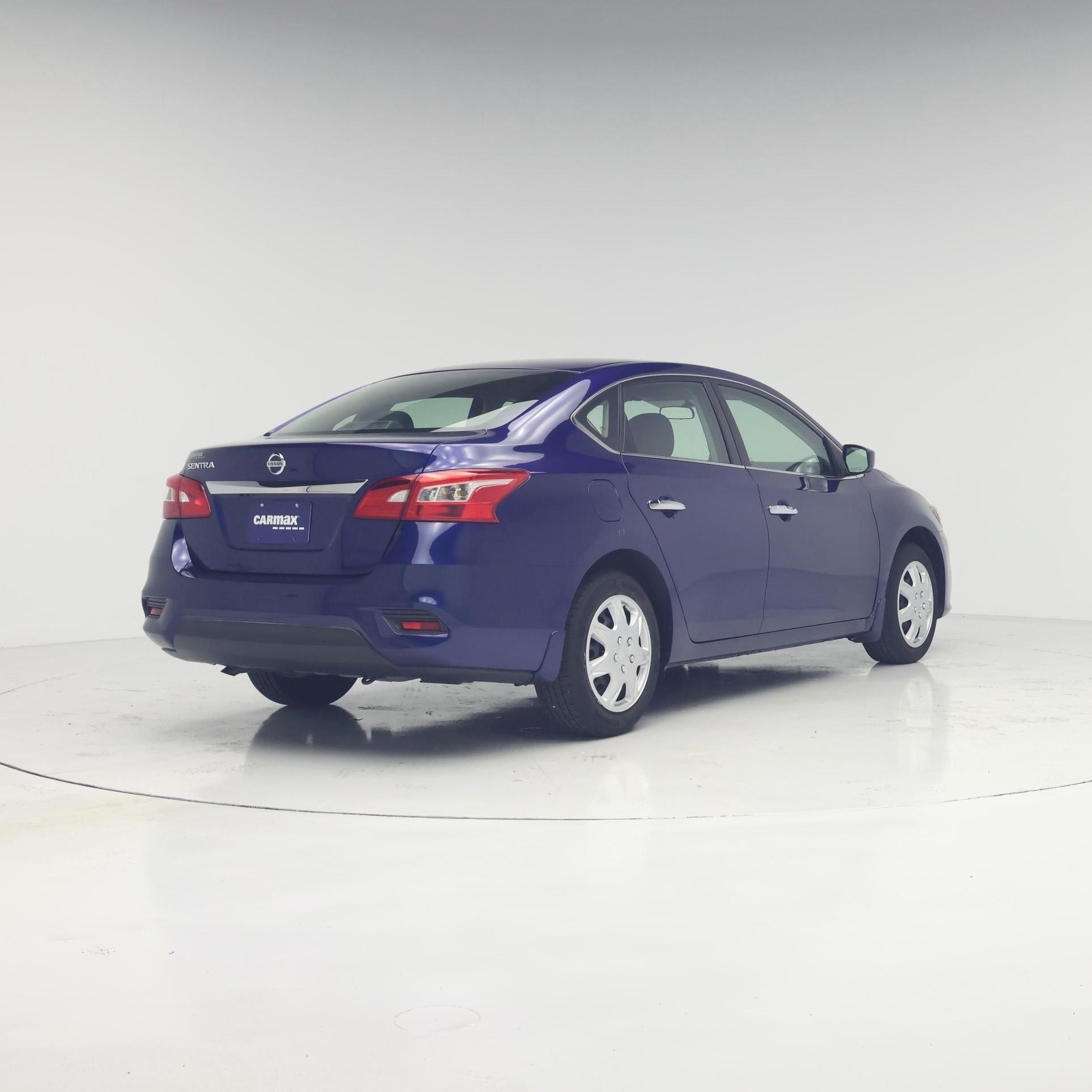 Thumbnail: 2019 Nissan Sentra - 8