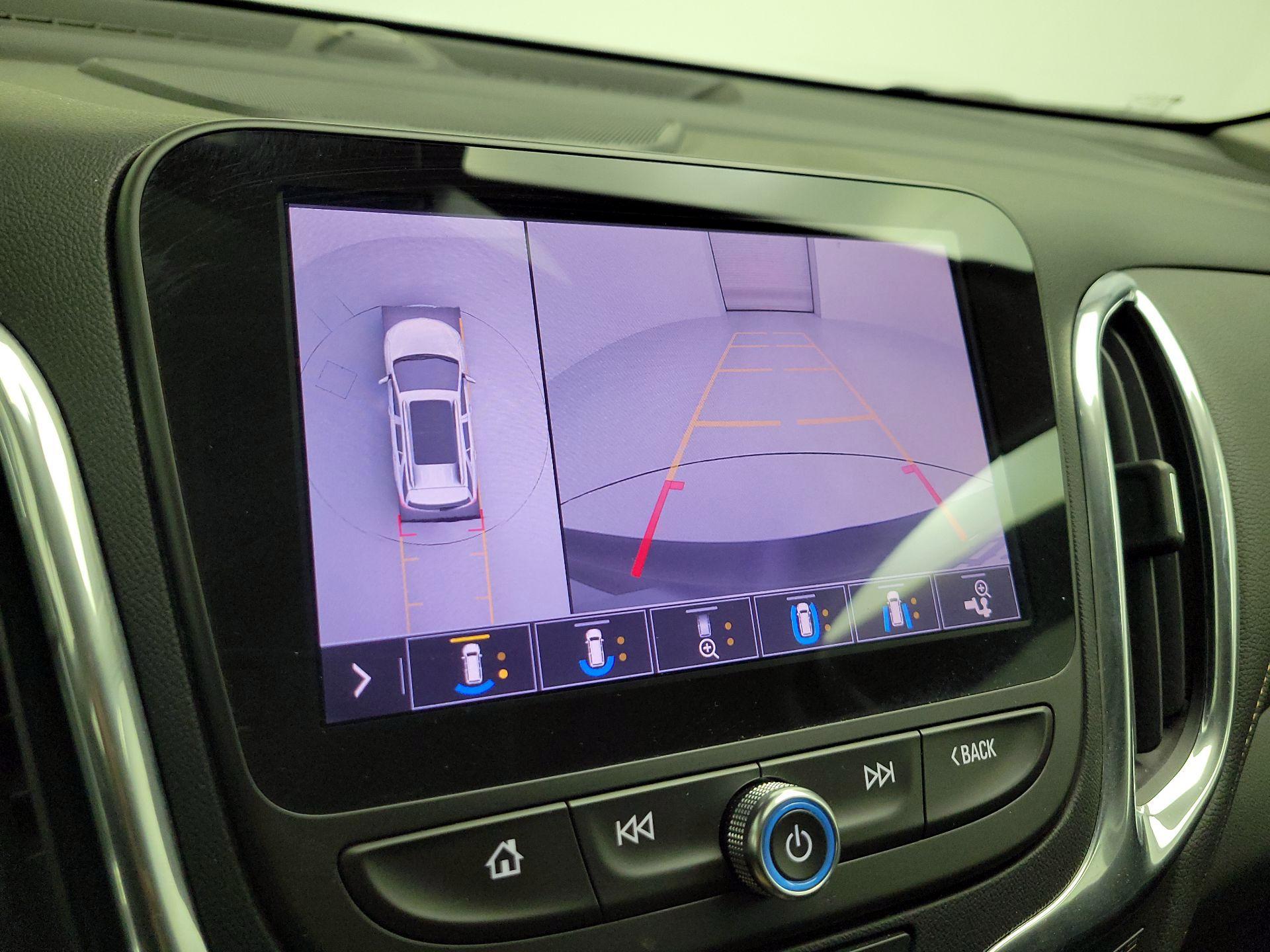 Thumbnail: 2019 Chevrolet Equinox - 14