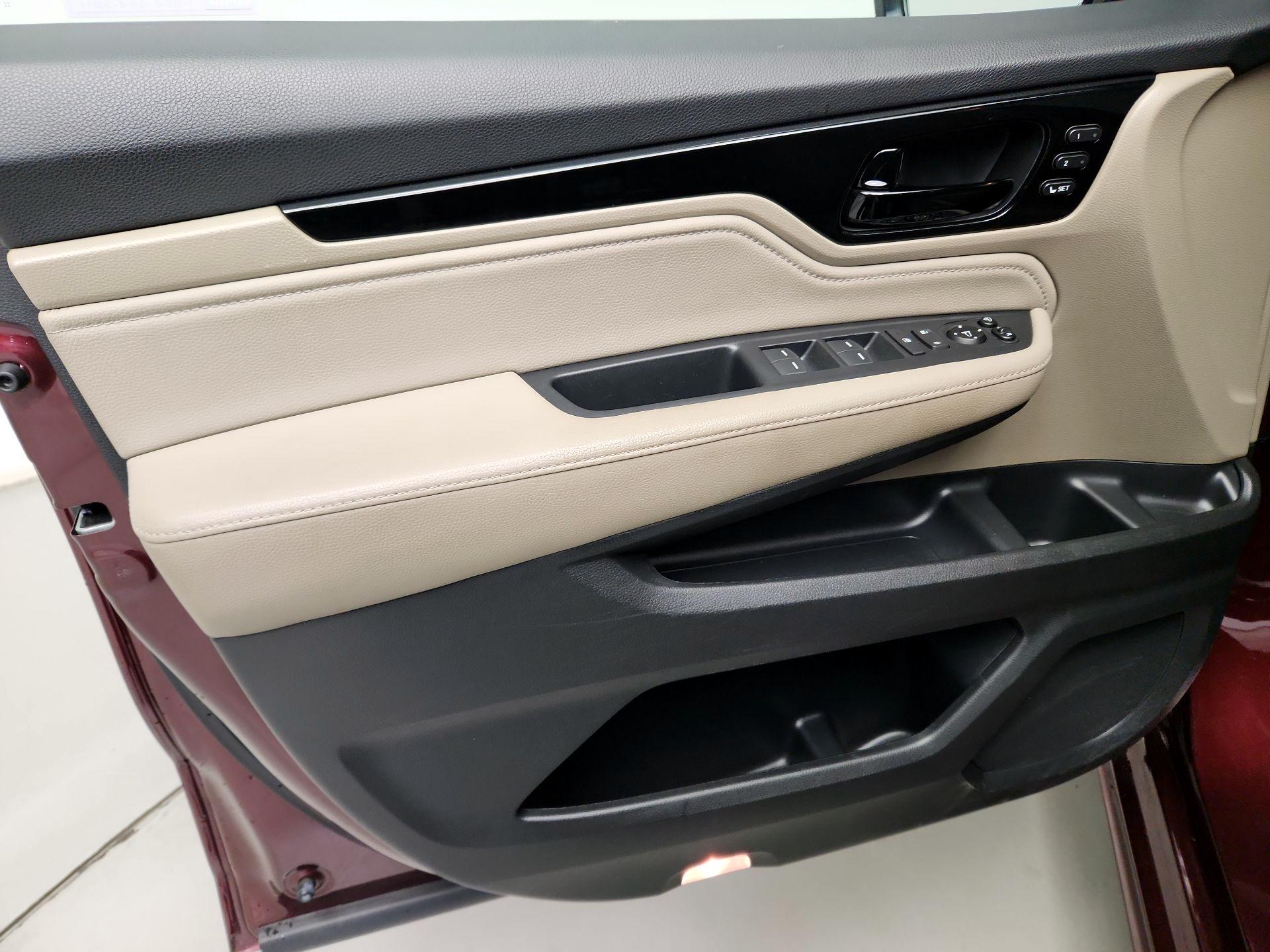 Thumbnail: 2020 Honda Odyssey - 12
