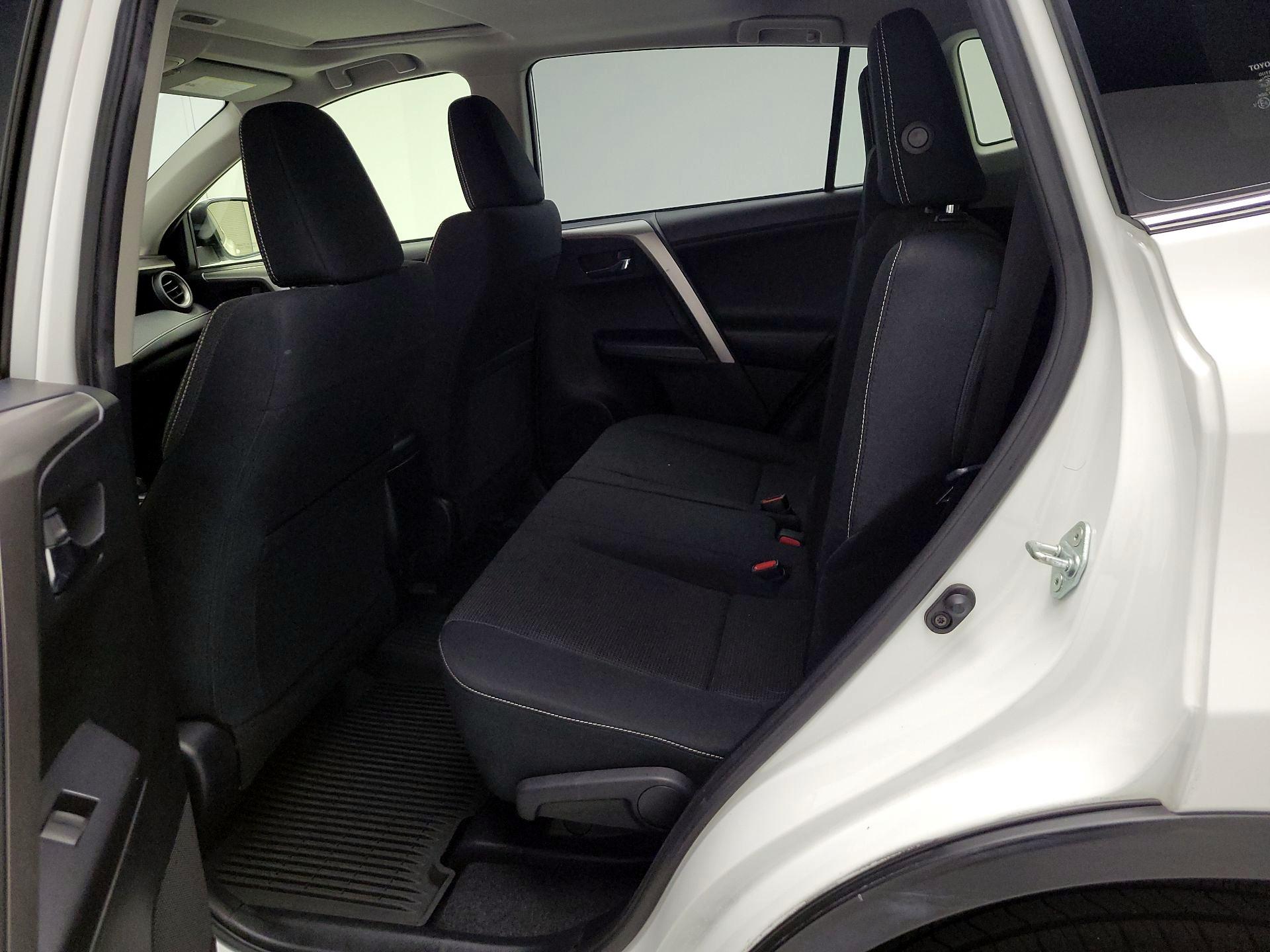 Thumbnail: 2017 Toyota RAV4 - 19